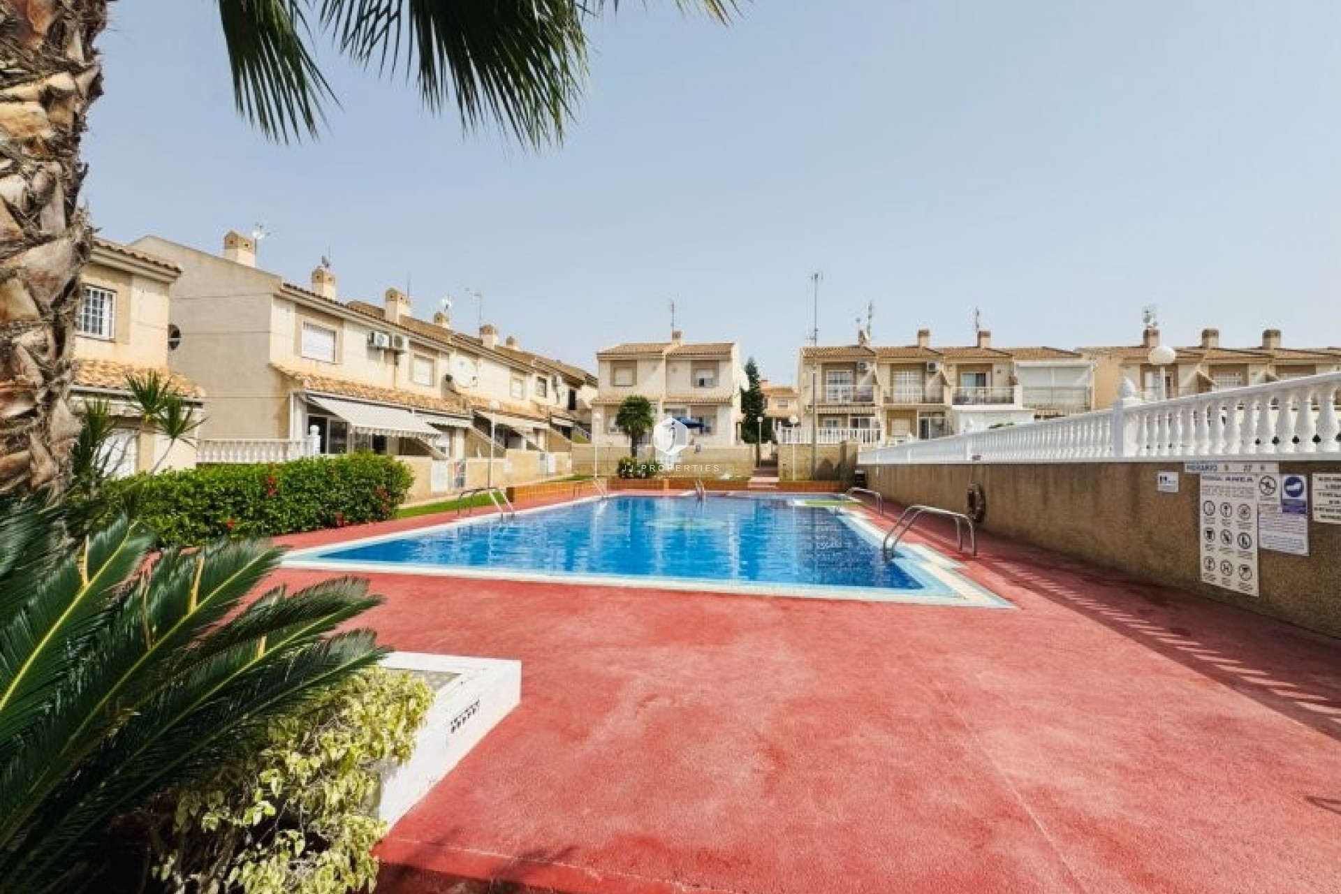 Aus zweiter Hand - Duplex -
Torrevieja - Costa Blanca