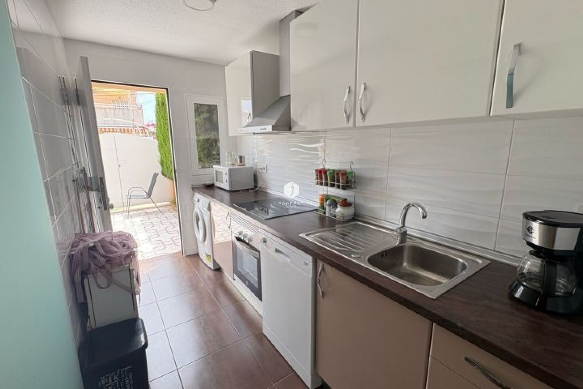 Aus zweiter Hand - Duplex -
Torrevieja - Costa Blanca