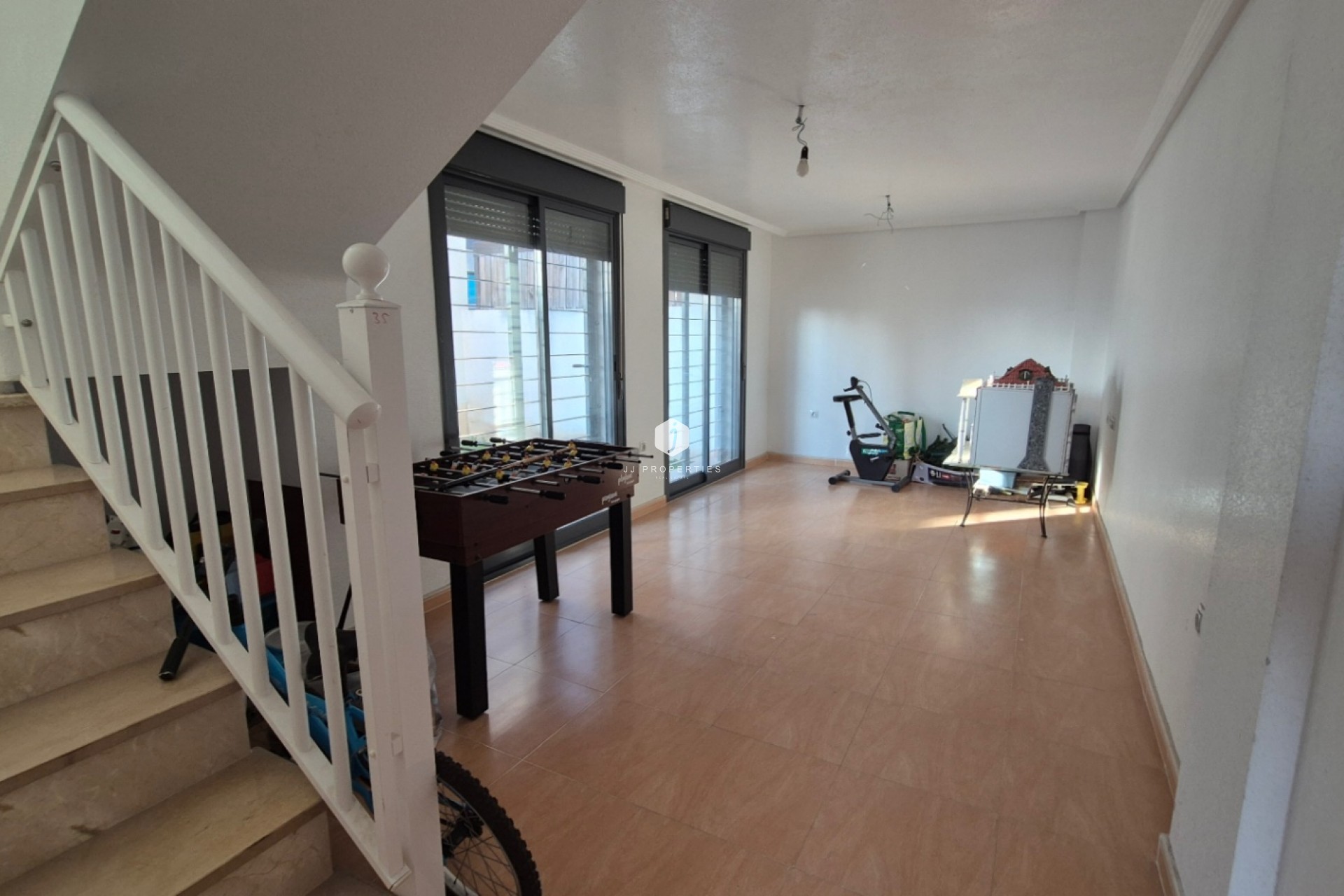 Aus zweiter Hand - Duplex -
Torrevieja - Costa Blanca