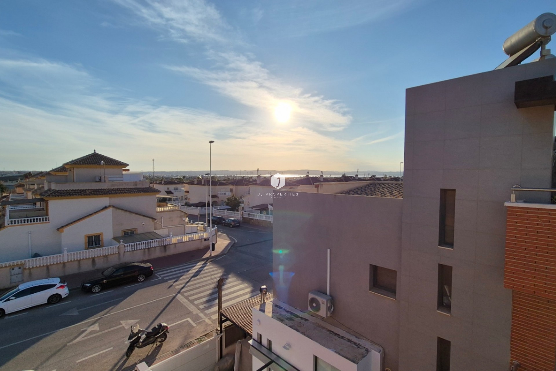 Aus zweiter Hand - Duplex -
Torrevieja - Costa Blanca
