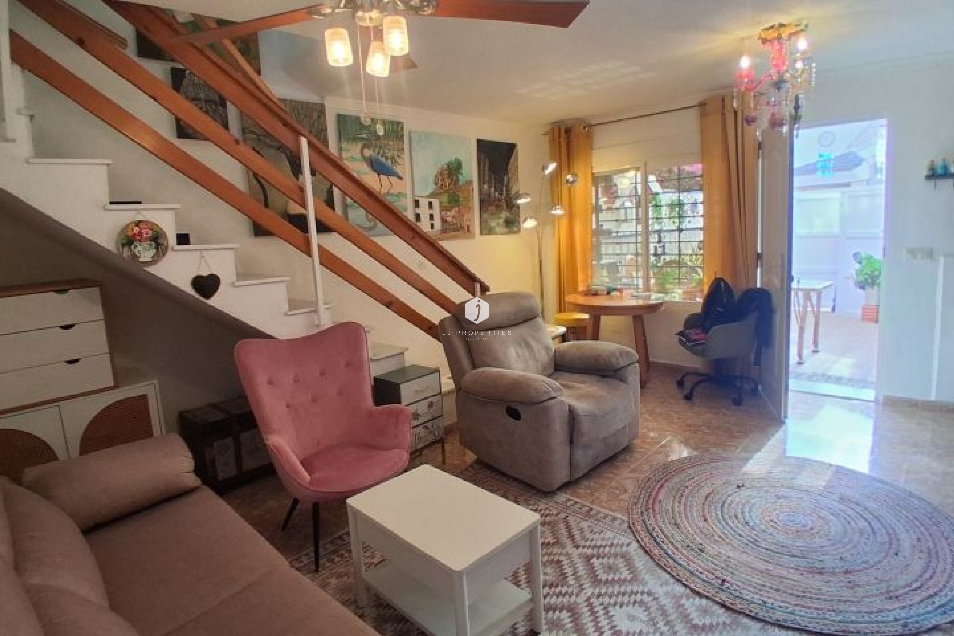 Aus zweiter Hand - Duplex -
Torrevieja - Costa Blanca