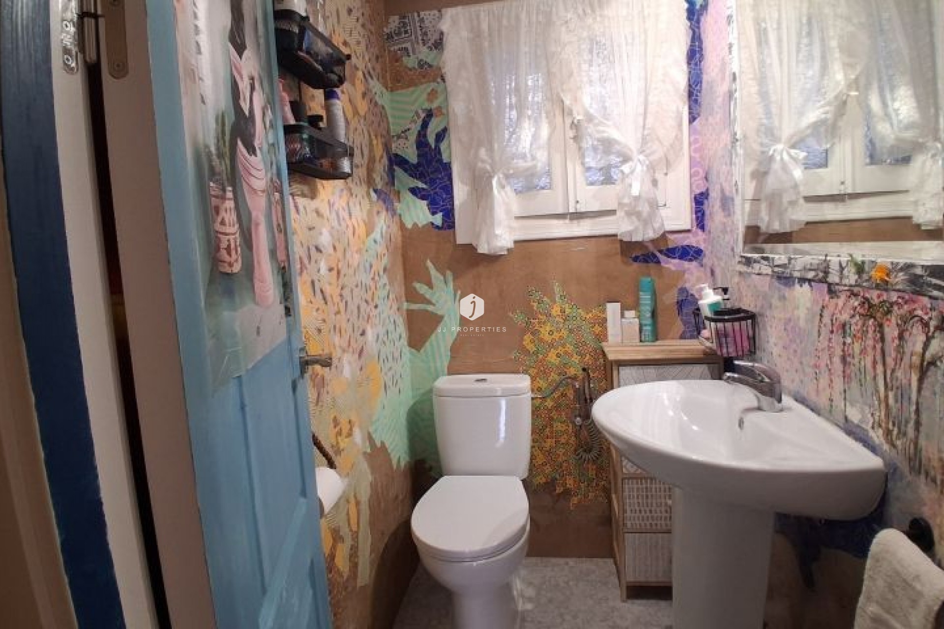 Aus zweiter Hand - Duplex -
Torrevieja - Costa Blanca