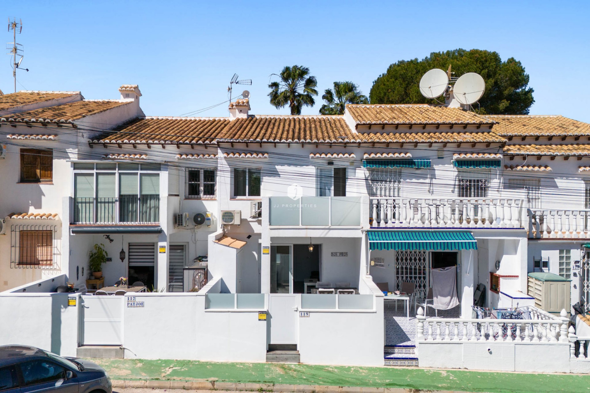 Aus zweiter Hand - Duplex -
Torrevieja - Costa Blanca