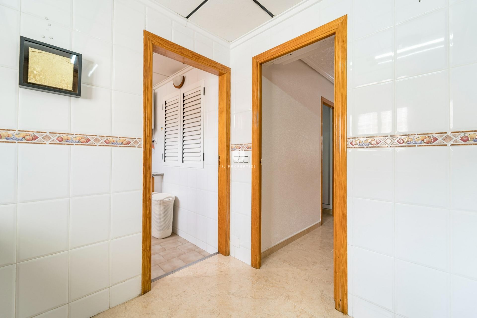 Aus zweiter Hand - Duplex -
Torrevieja - Playa de los Naufragos