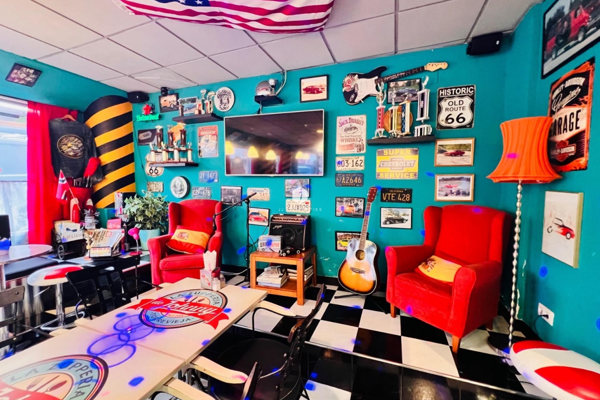 Aus zweiter Hand - Kommerziell -
Torrevieja - Playa del cura