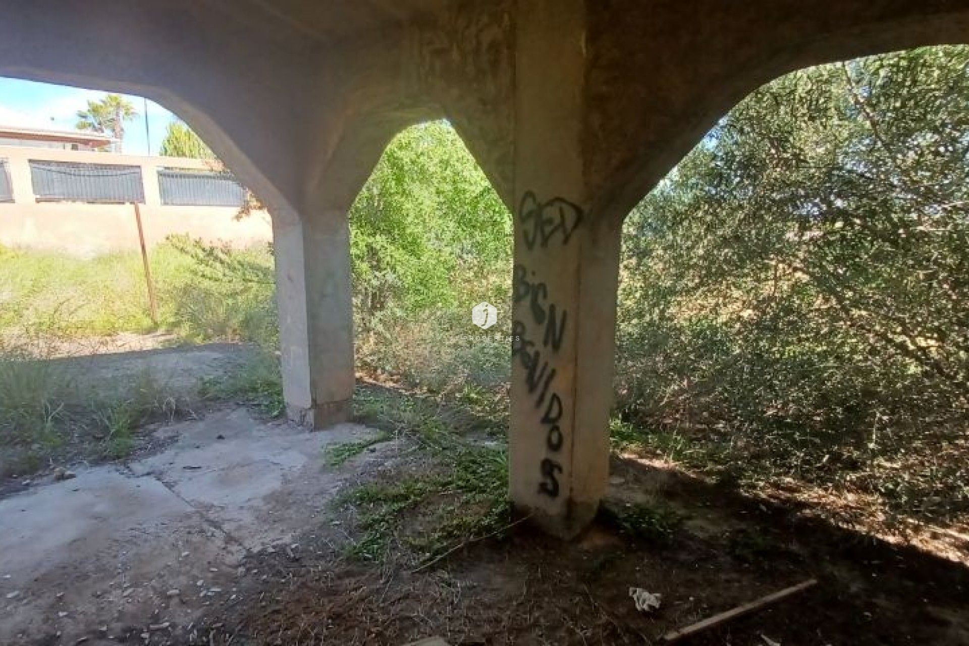 Aus zweiter Hand - Landgut -
Albatera - Inland