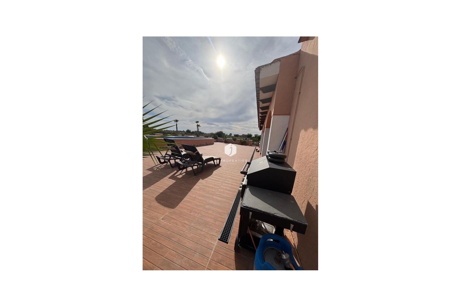 Aus zweiter Hand - Landgut -
Dolores - Costa Blanca