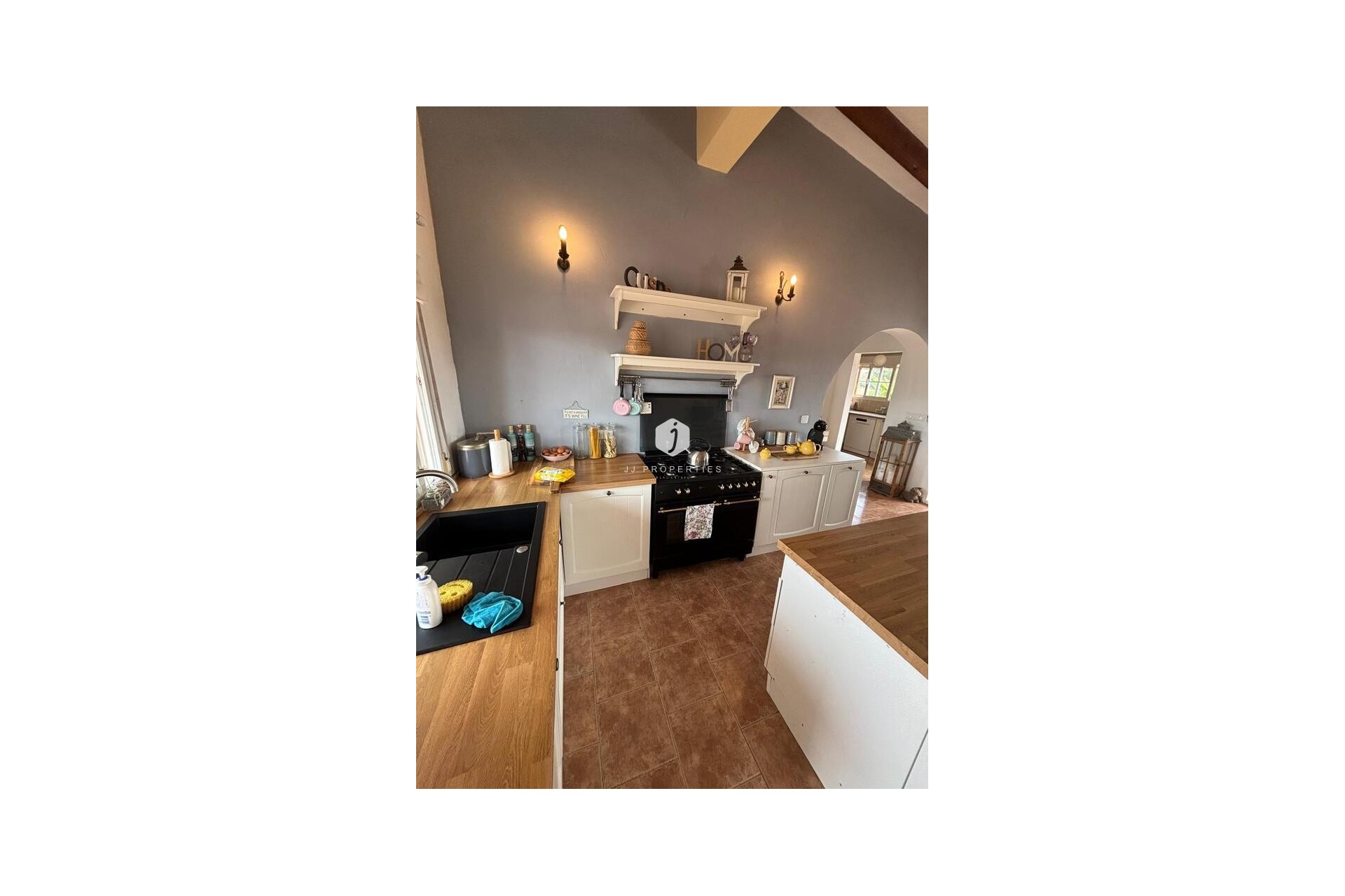 Aus zweiter Hand - Landgut -
Dolores - Costa Blanca