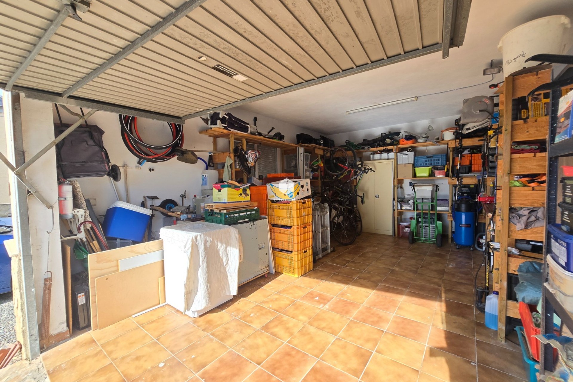 Aus zweiter Hand - Landgut -
Dolores - Costa Blanca