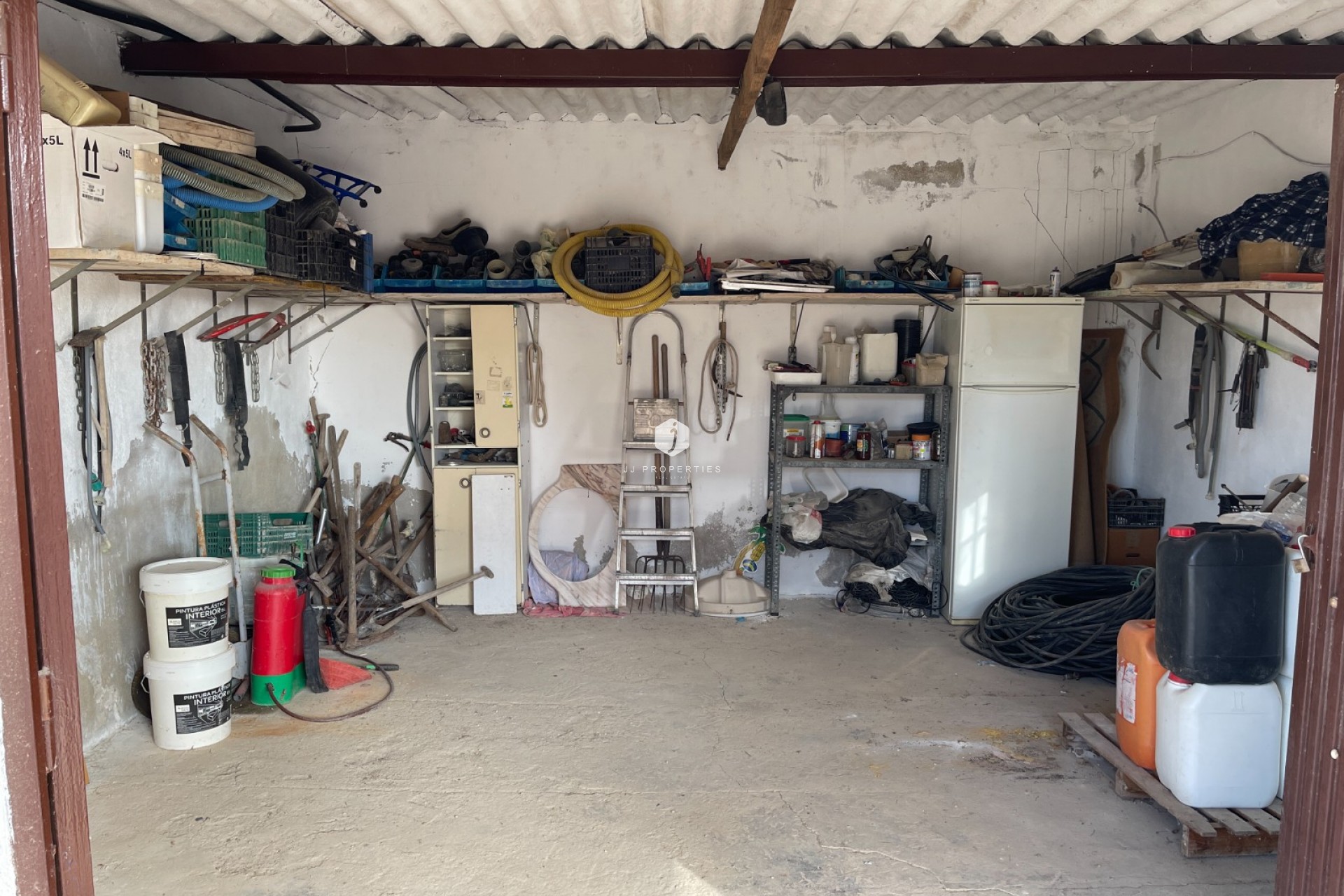 Aus zweiter Hand - Landgut -
Jacarilla - Inland