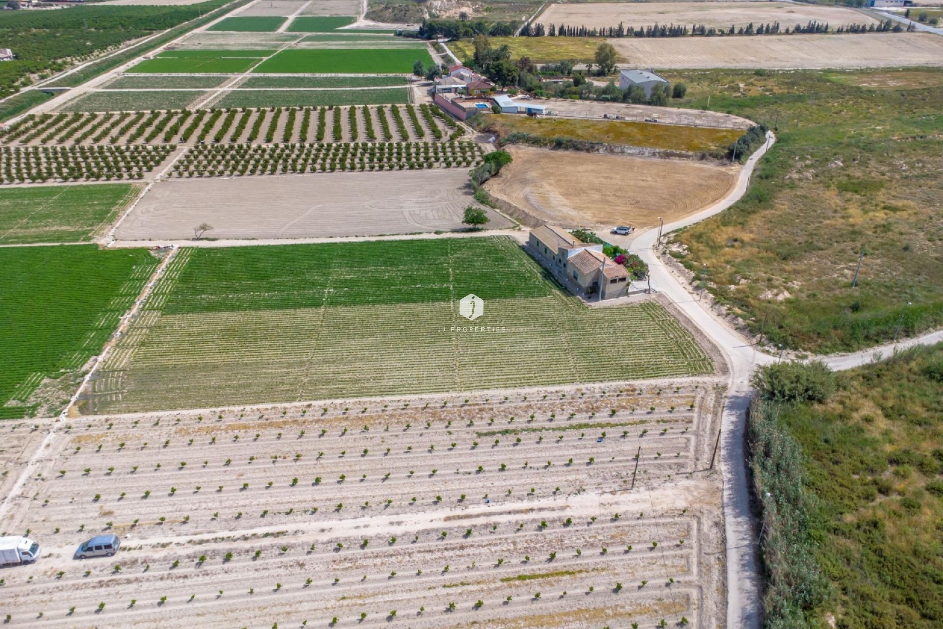 Aus zweiter Hand - Landgut -
Orihuela - Desamparados