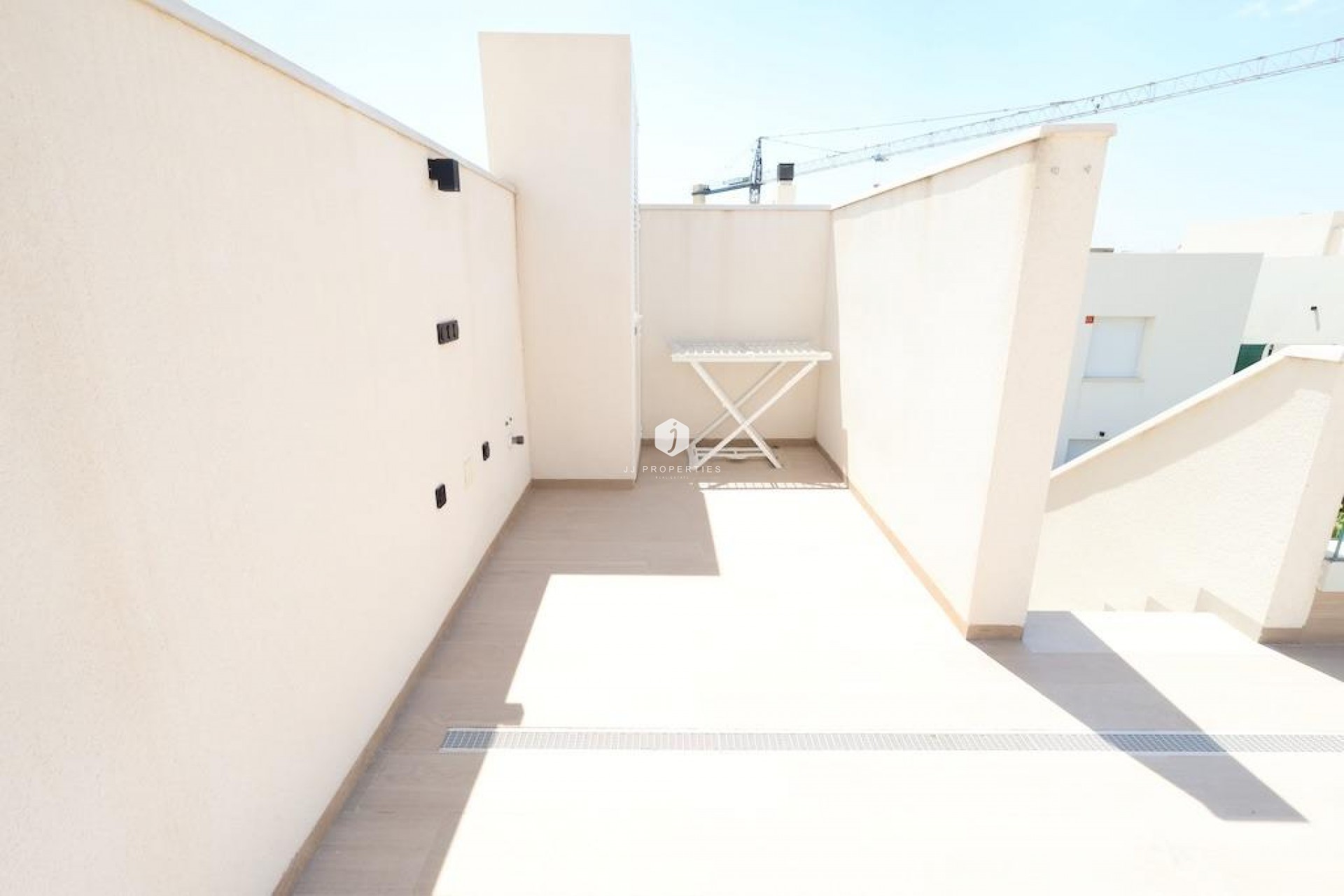 Aus zweiter Hand - Penthouse -
Algorfa - Inland
