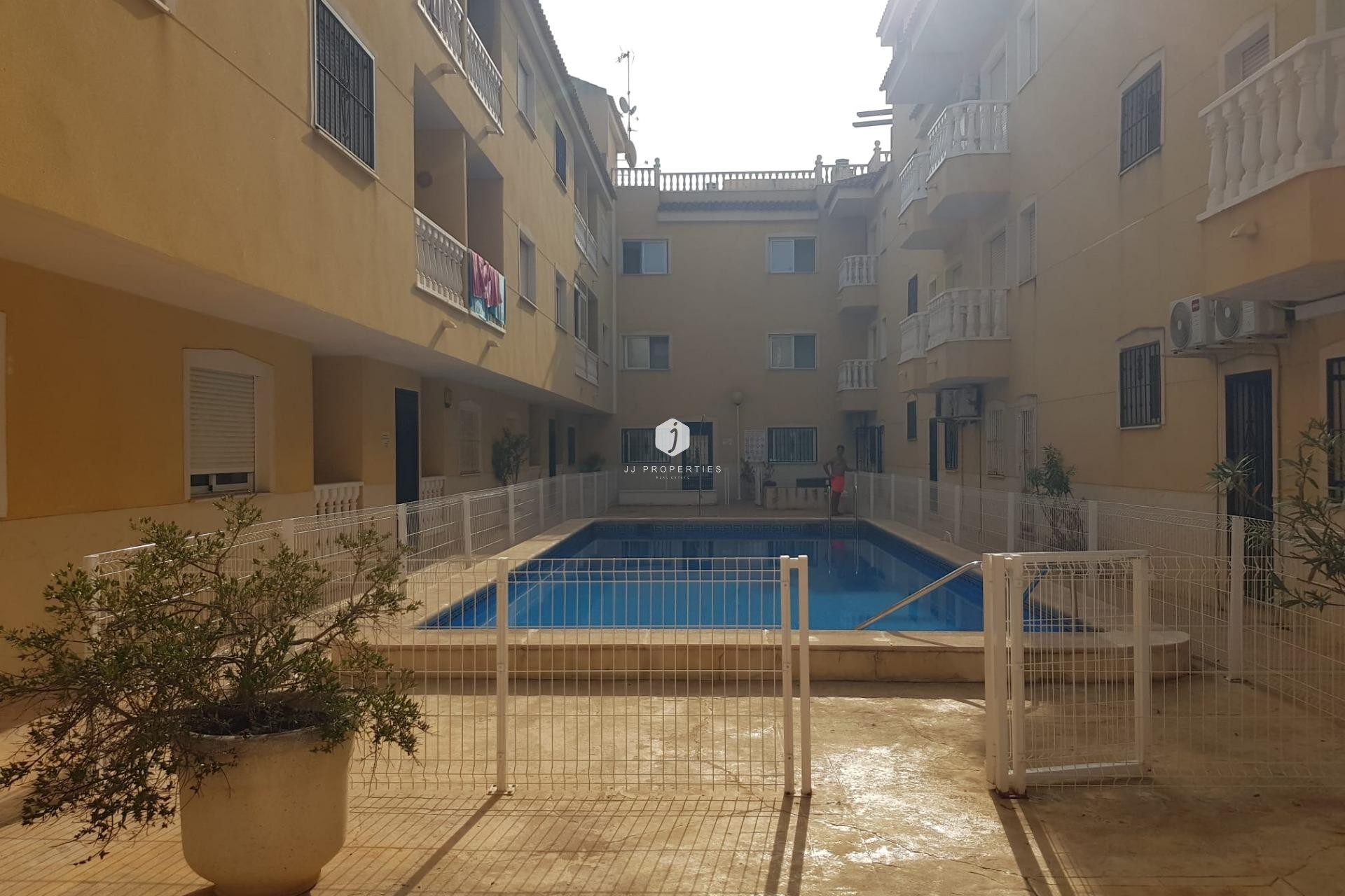 Aus zweiter Hand - Penthouse -
Formentera del Segura - Pueblo 5