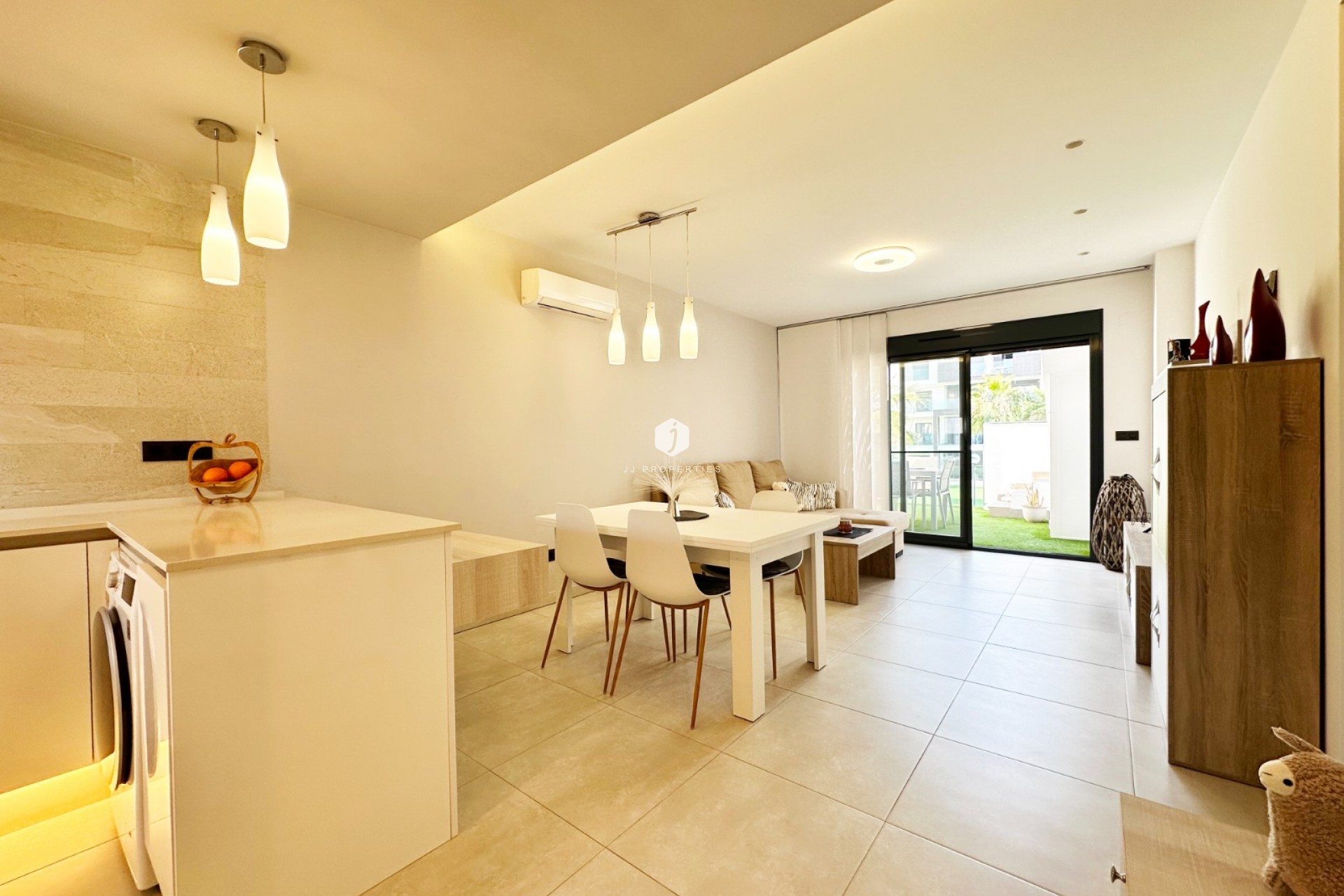 Aus zweiter Hand - Penthouse -
Guardamar del Segura - Costa Blanca