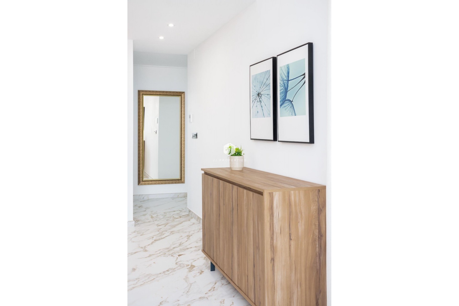 Aus zweiter Hand - Penthouse -
Guardamar del Segura - Pueblo