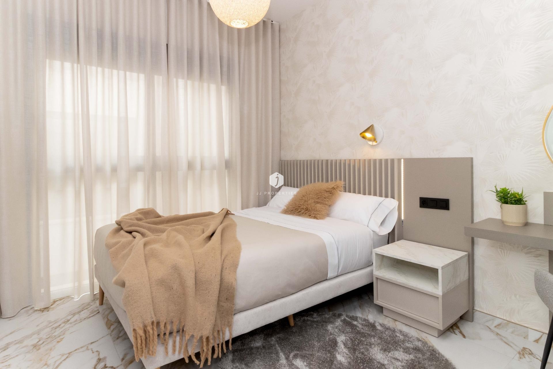 Aus zweiter Hand - Penthouse -
Guardamar del Segura - Pueblo