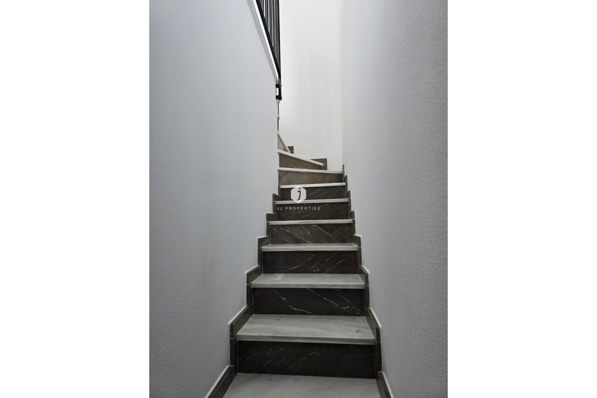 Aus zweiter Hand - Penthouse -
Orihuela Costa - Altos De Campoamor