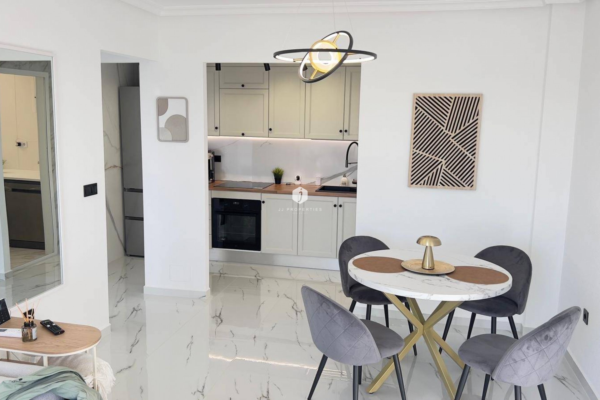 Aus zweiter Hand - Penthouse -
Orihuela Costa - La Zenia