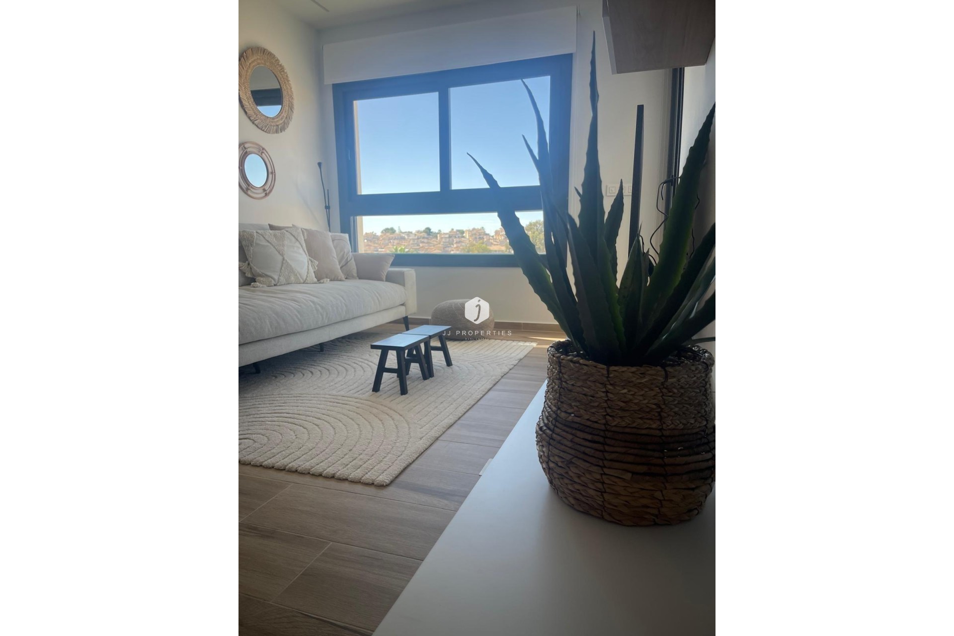 Aus zweiter Hand - Penthouse -
Orihuela Costa - Las Filipinas