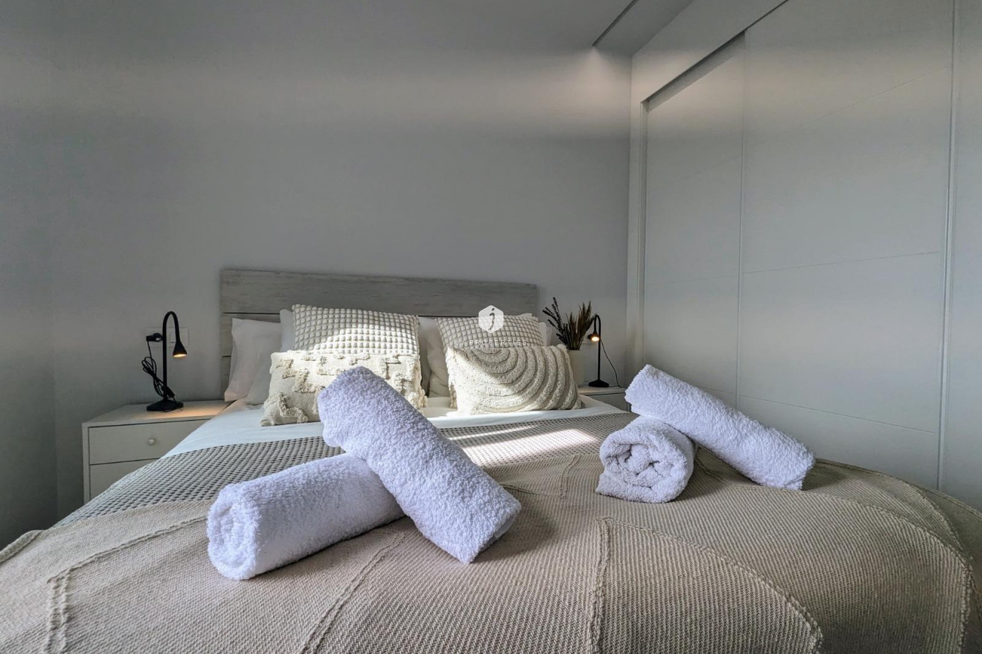 Aus zweiter Hand - Penthouse -
Orihuela Costa - Las Filipinas