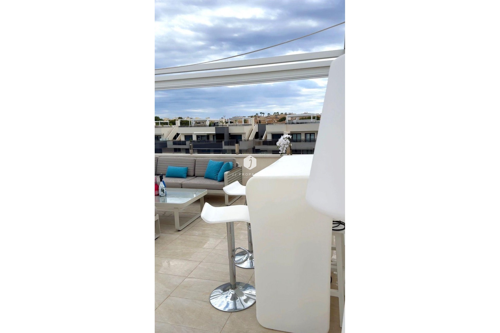 Aus zweiter Hand - Penthouse -
Orihuela Costa - Los Almendros-la Florida