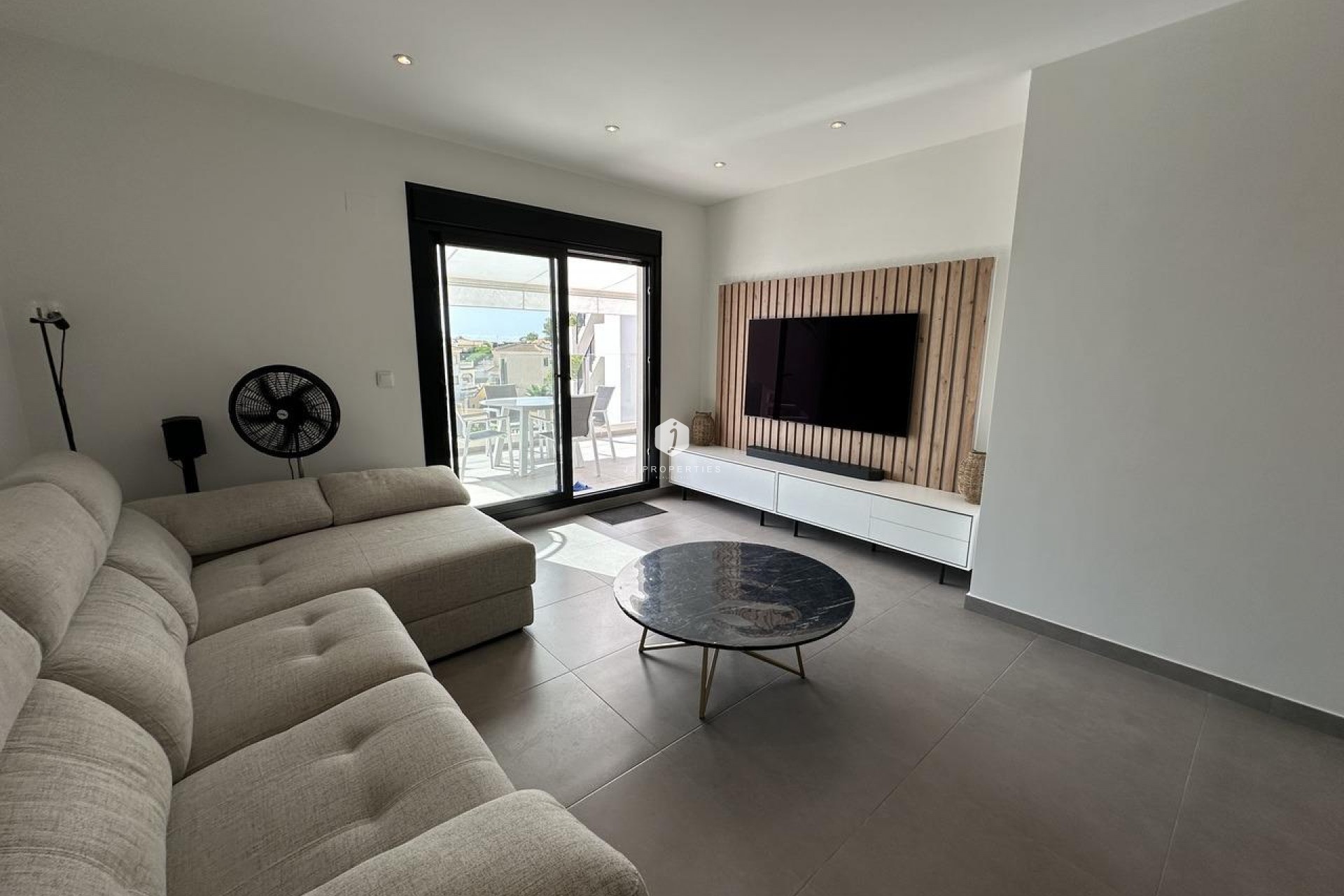 Aus zweiter Hand - Penthouse -
Orihuela Costa - Villamartín-las Filipinas