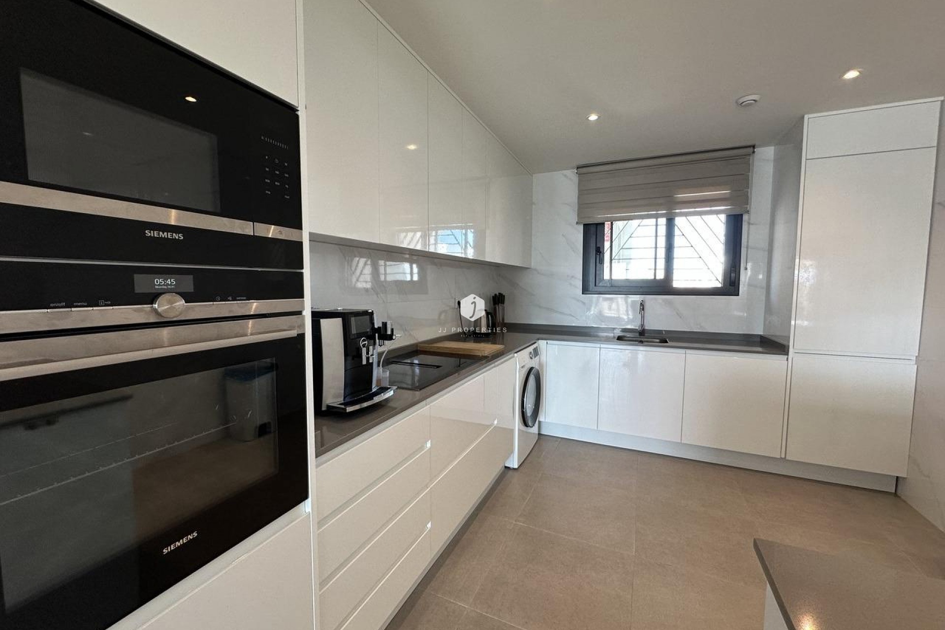 Aus zweiter Hand - Penthouse -
Orihuela Costa - Villamartín-las Filipinas