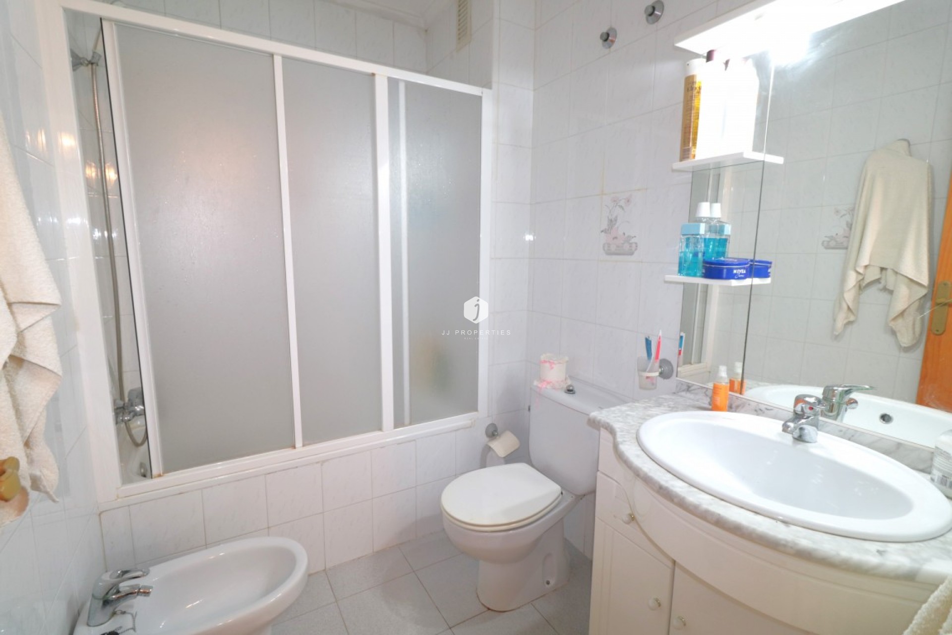 Aus zweiter Hand - Penthouse -
Playa Del Acequion - Costa Blanca