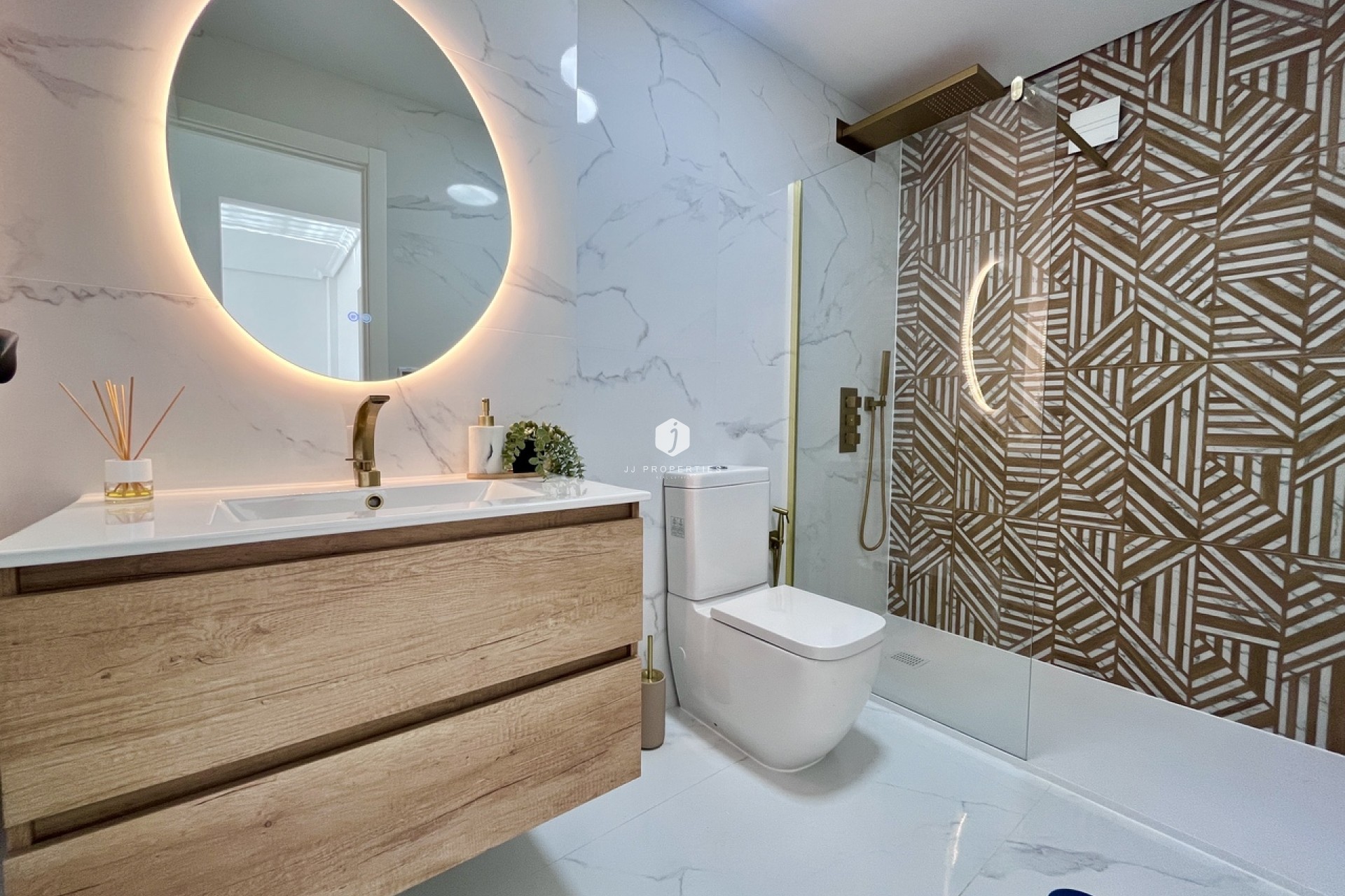 Aus zweiter Hand - Penthouse -
Playa Flamenca - Costa Blanca