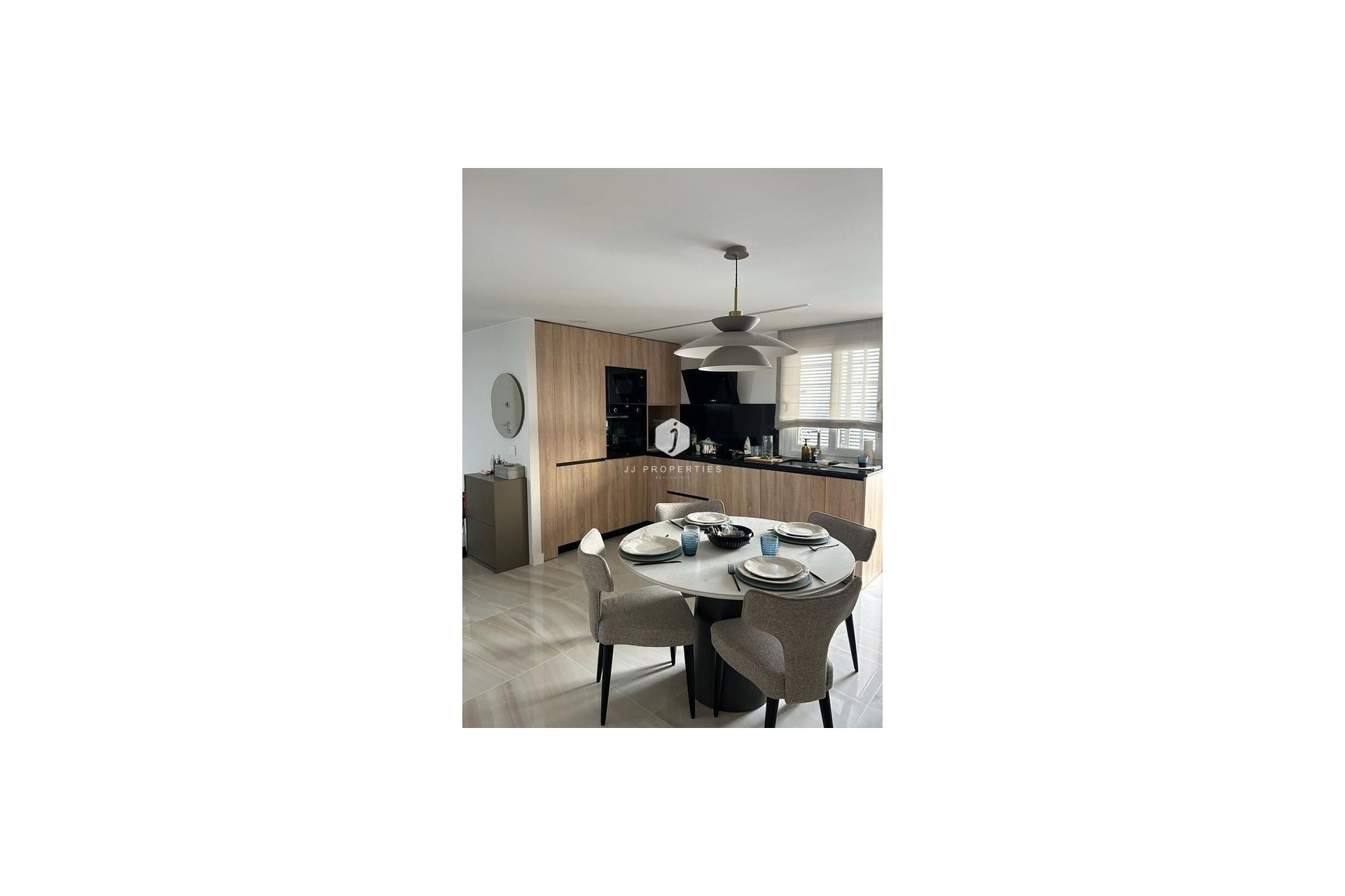 Aus zweiter Hand - Penthouse -
Punta Prima - Costa Blanca