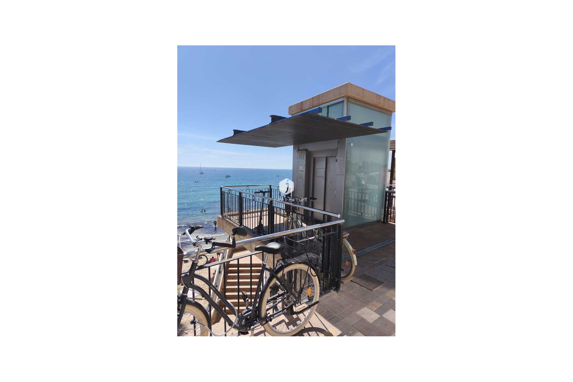 Aus zweiter Hand - Penthouse -
Punta Prima - Costa Blanca