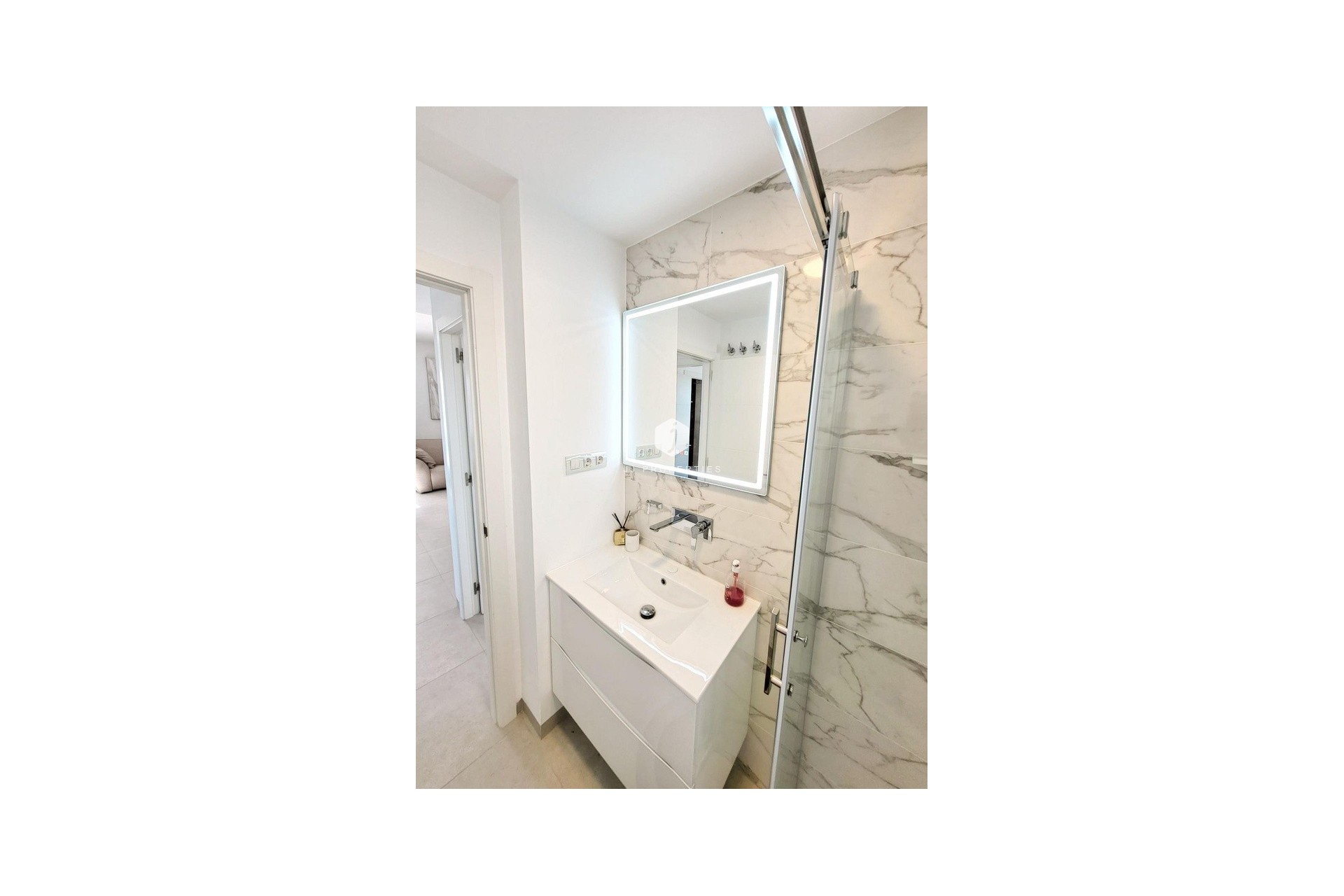 Aus zweiter Hand - Penthouse -
San Miguel de Salinas - Costa Blanca