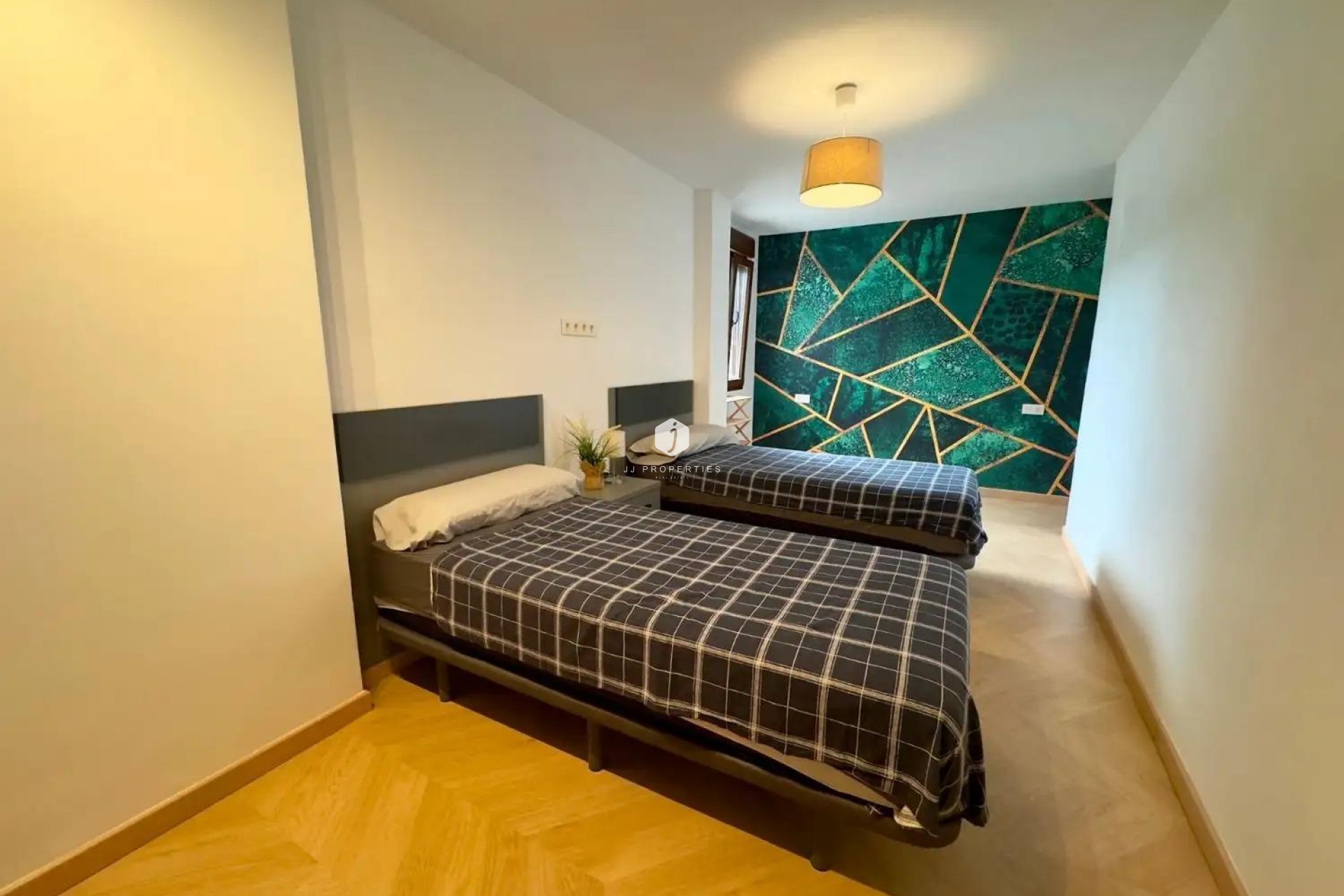 Aus zweiter Hand - Penthouse -
Torrevieja - Acequion