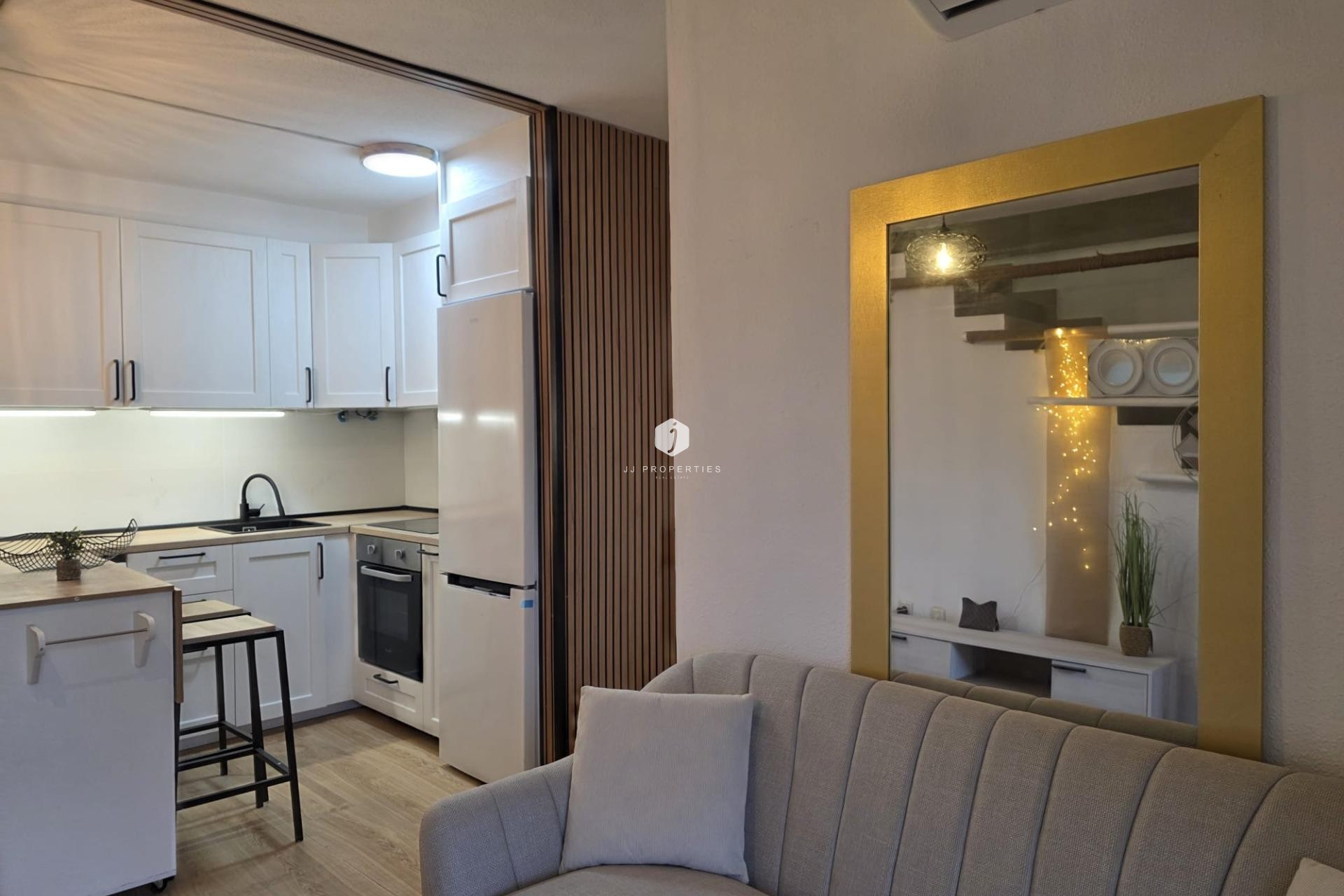 Aus zweiter Hand - Penthouse -
Torrevieja - Cala Ferris