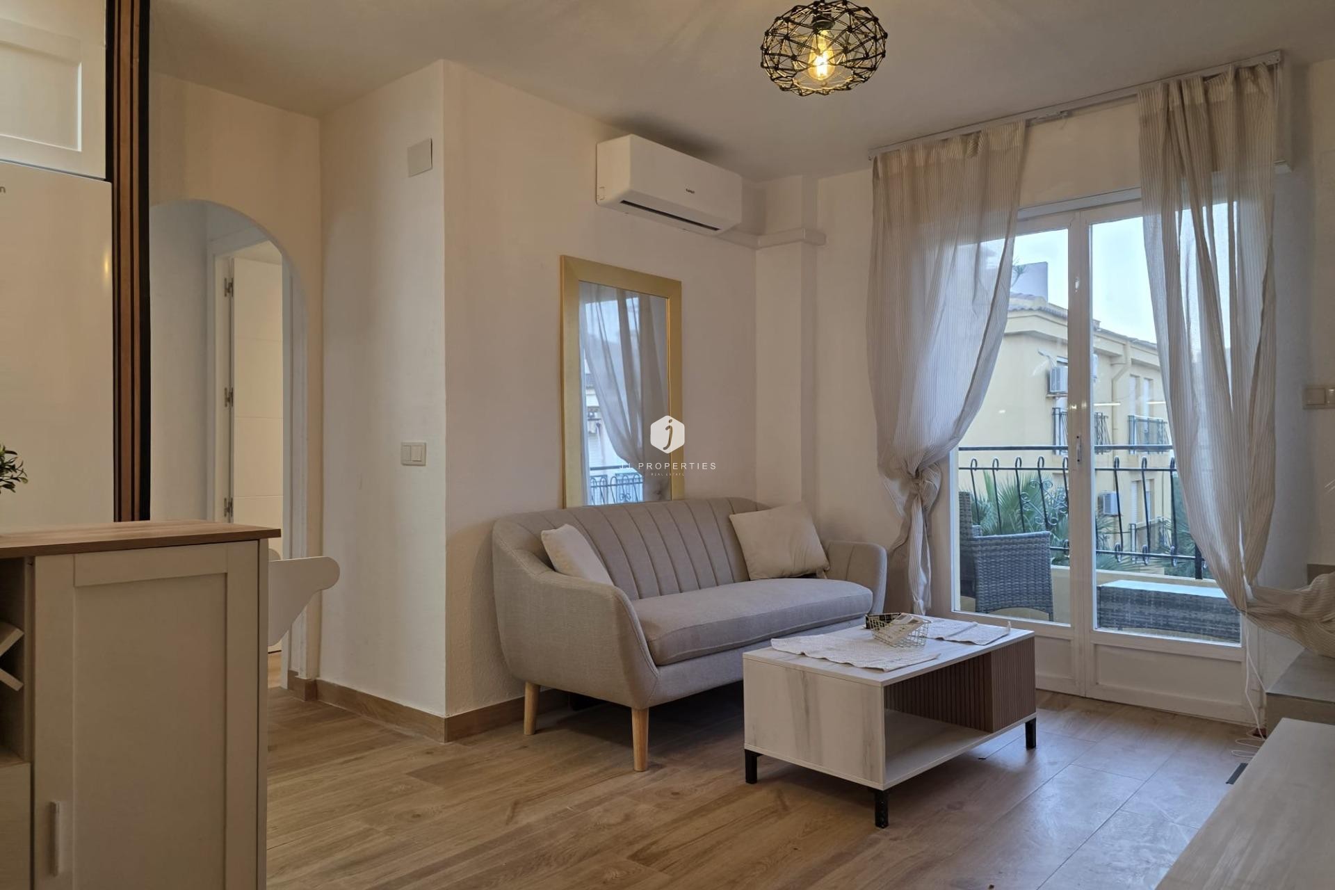 Aus zweiter Hand - Penthouse -
Torrevieja - Cala Ferris