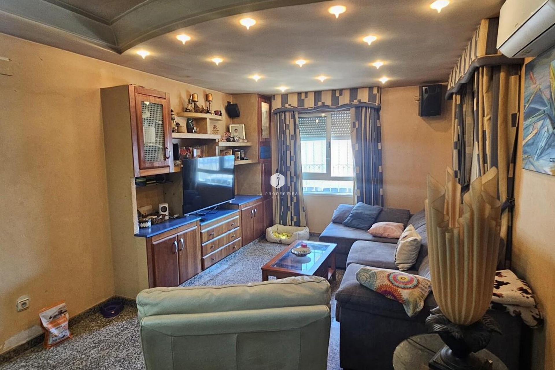 Aus zweiter Hand - Penthouse -
Torrevieja - CENTRE