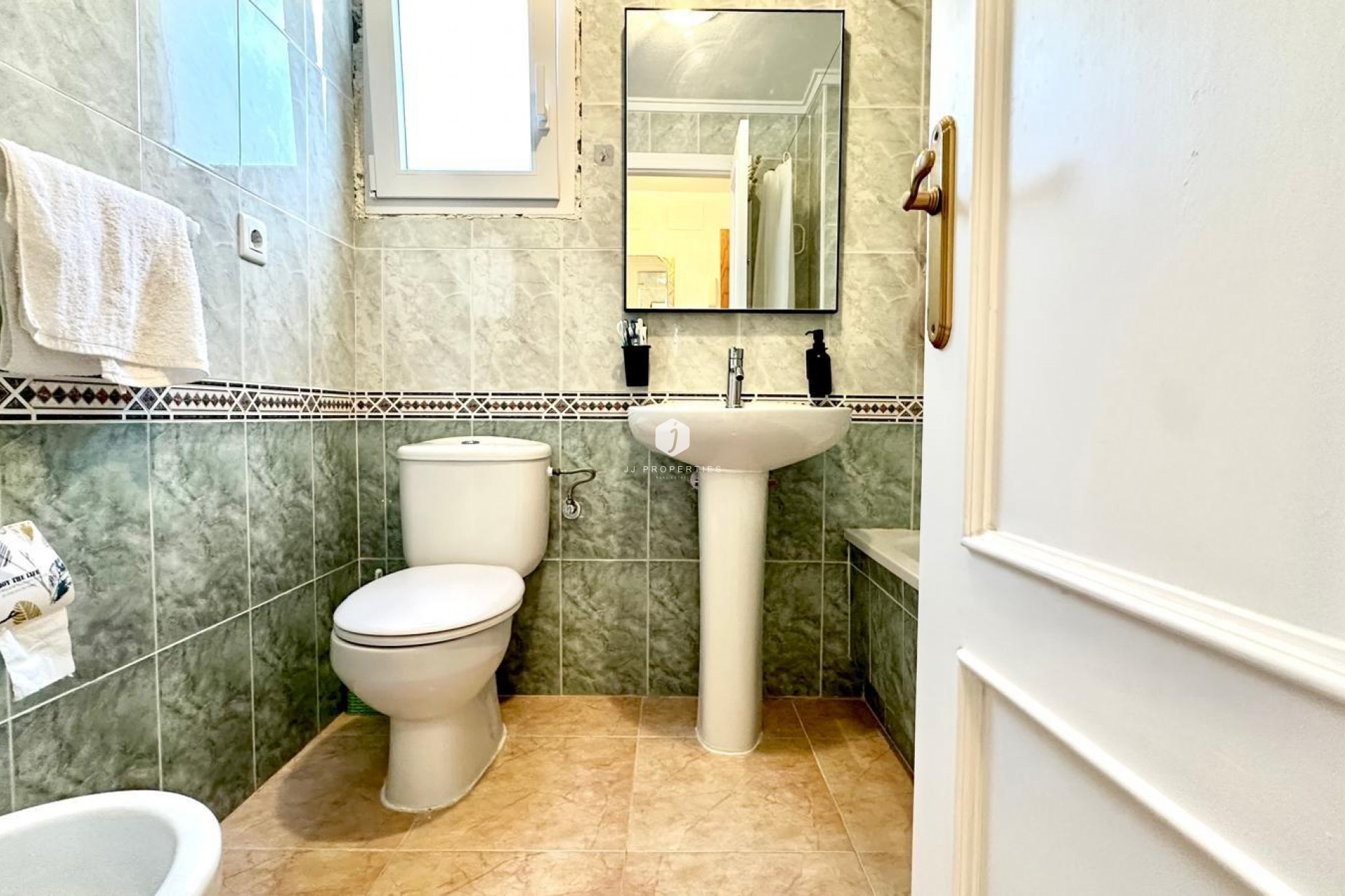 Aus zweiter Hand - Penthouse -
Torrevieja - Centro