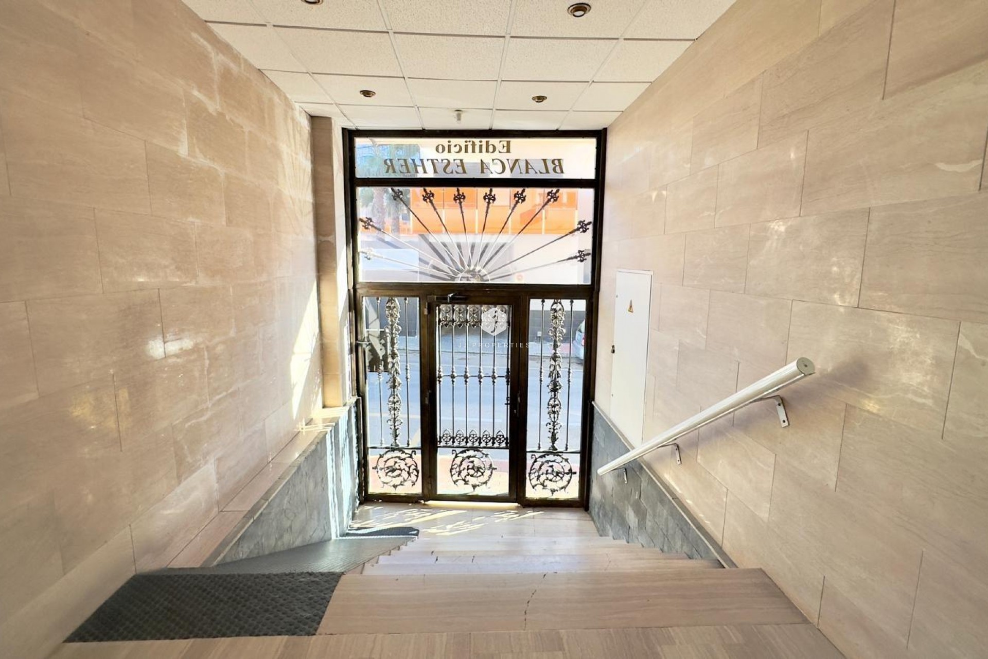 Aus zweiter Hand - Penthouse -
Torrevieja - Centro