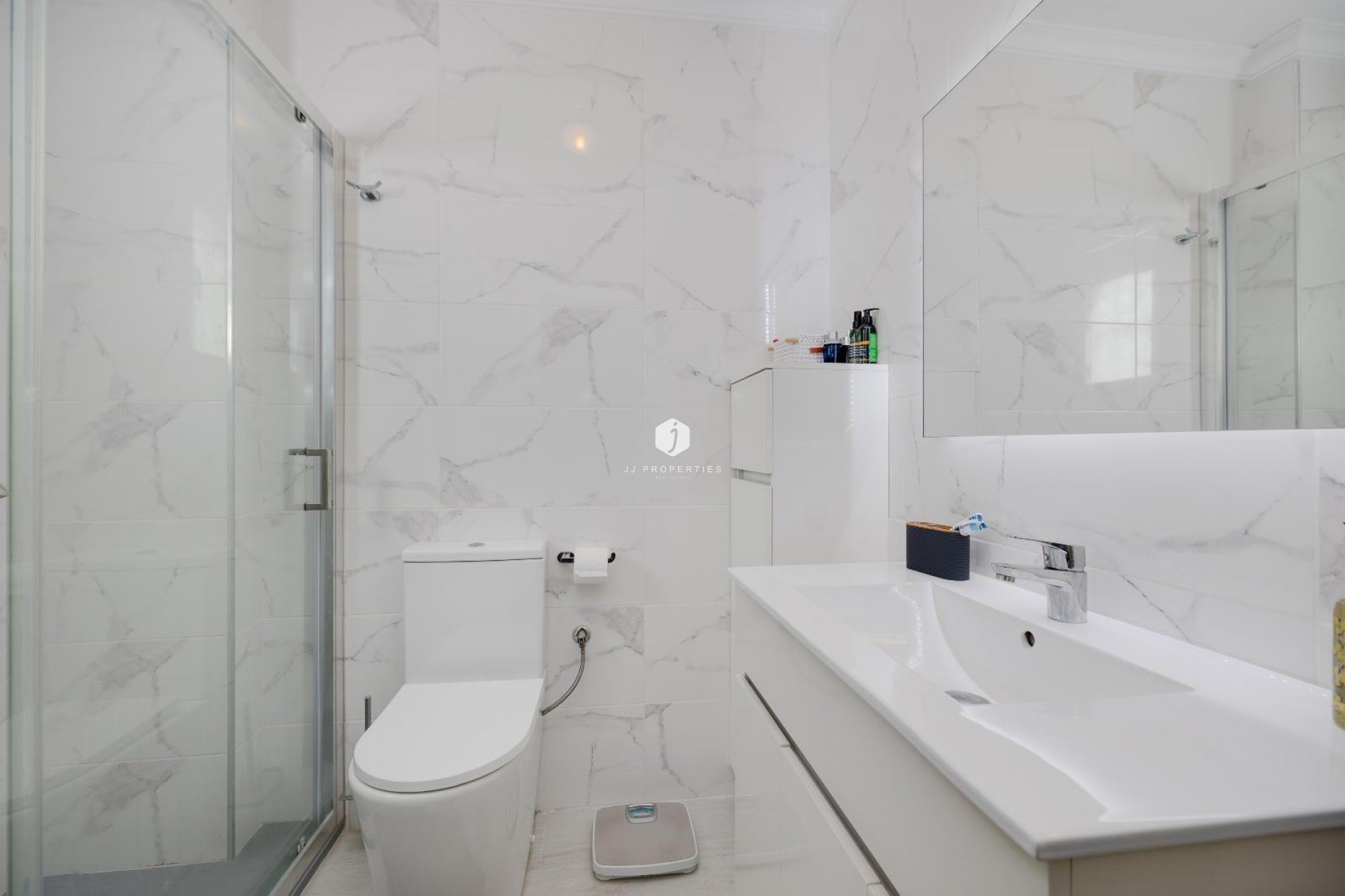 Aus zweiter Hand - Penthouse -
Torrevieja - Centro