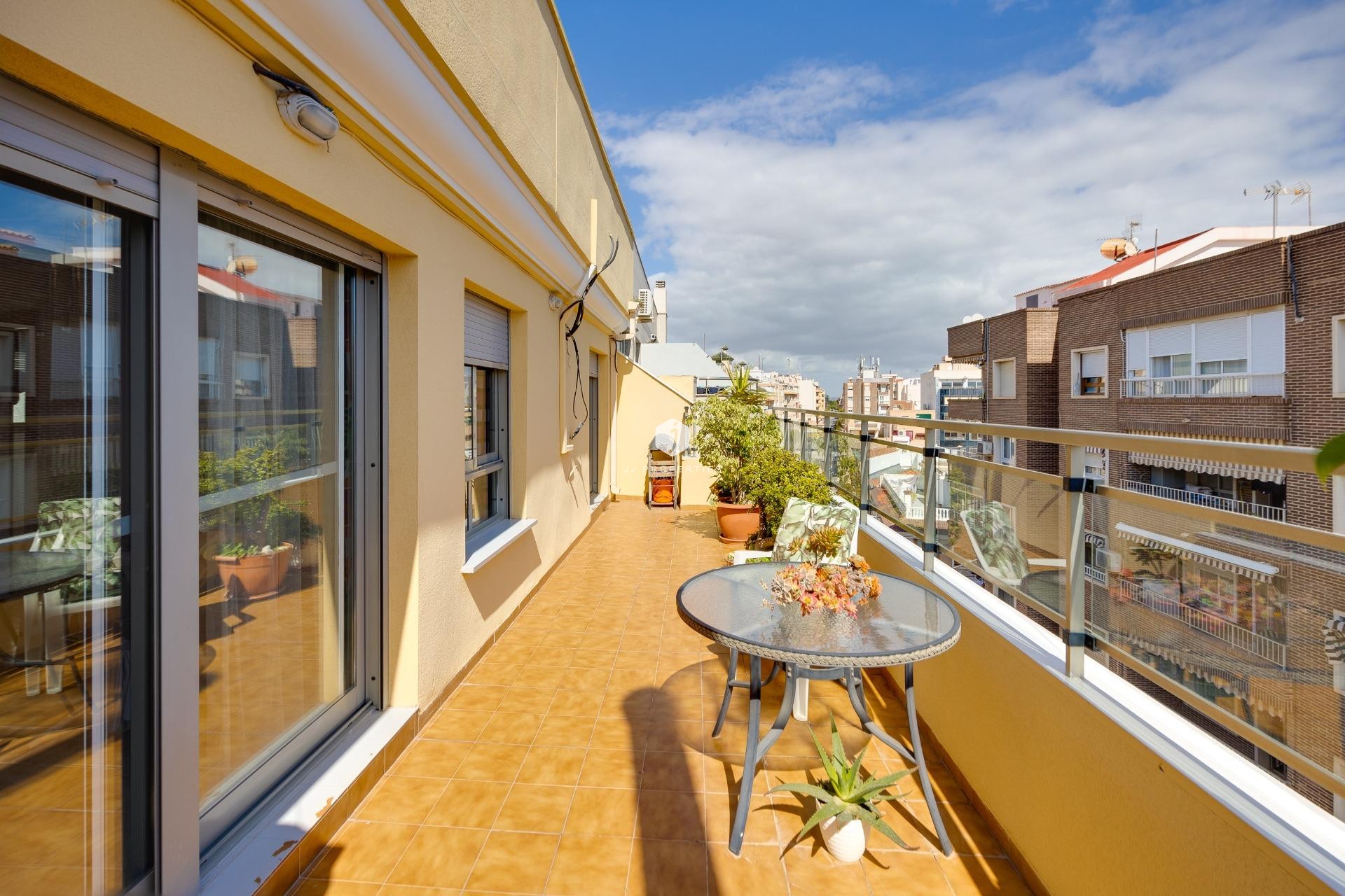 Aus zweiter Hand - Penthouse -
Torrevieja - Centro