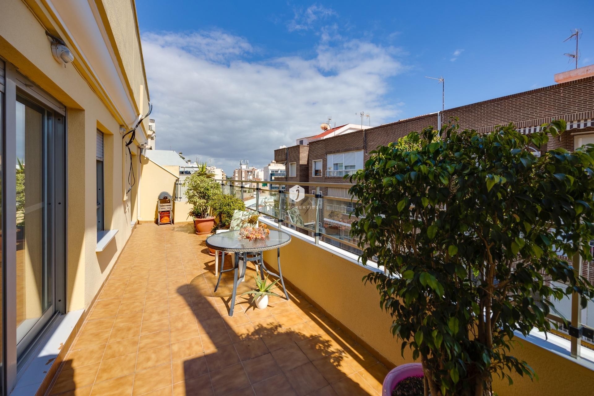 Aus zweiter Hand - Penthouse -
Torrevieja - Centro