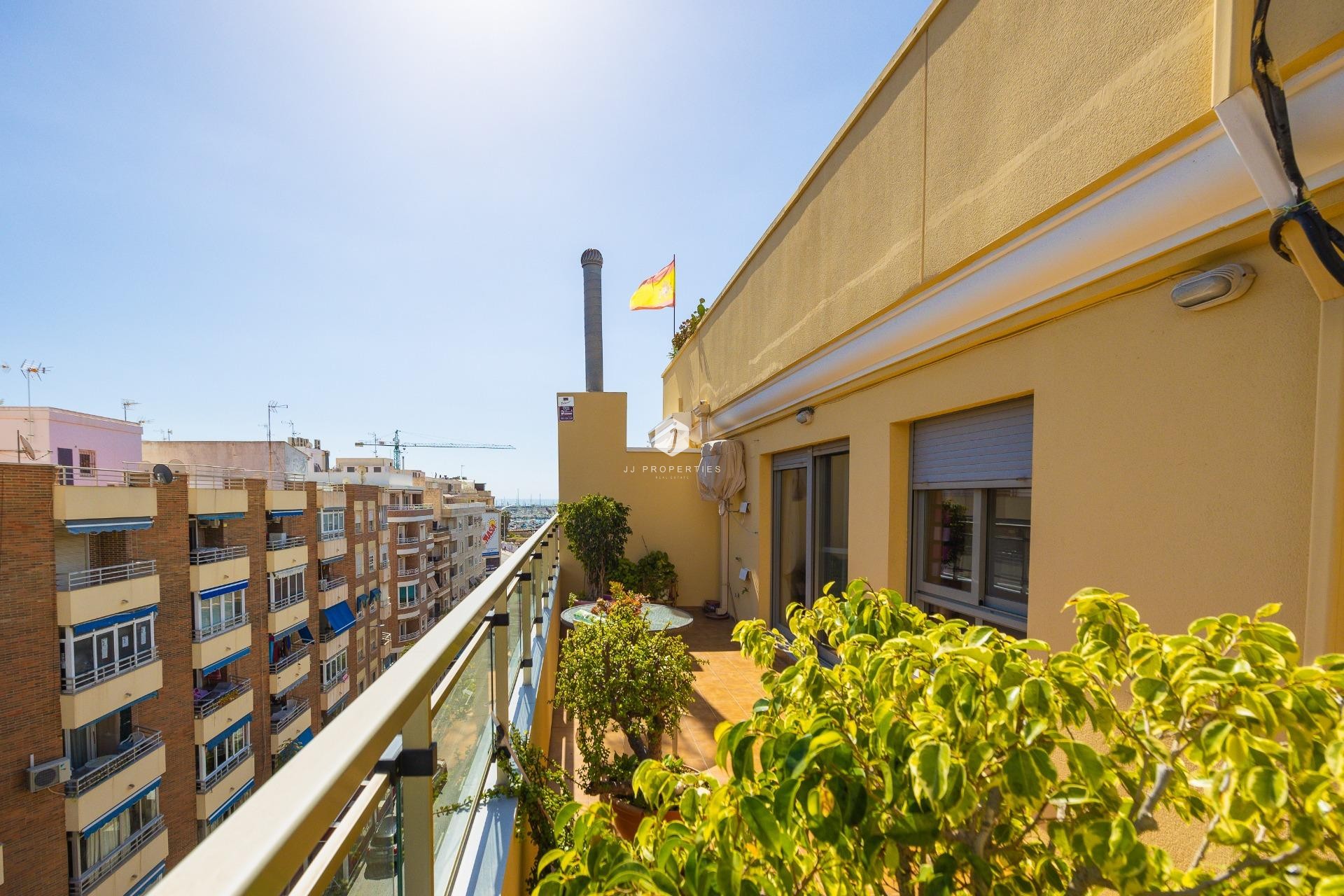 Aus zweiter Hand - Penthouse -
Torrevieja - Centro