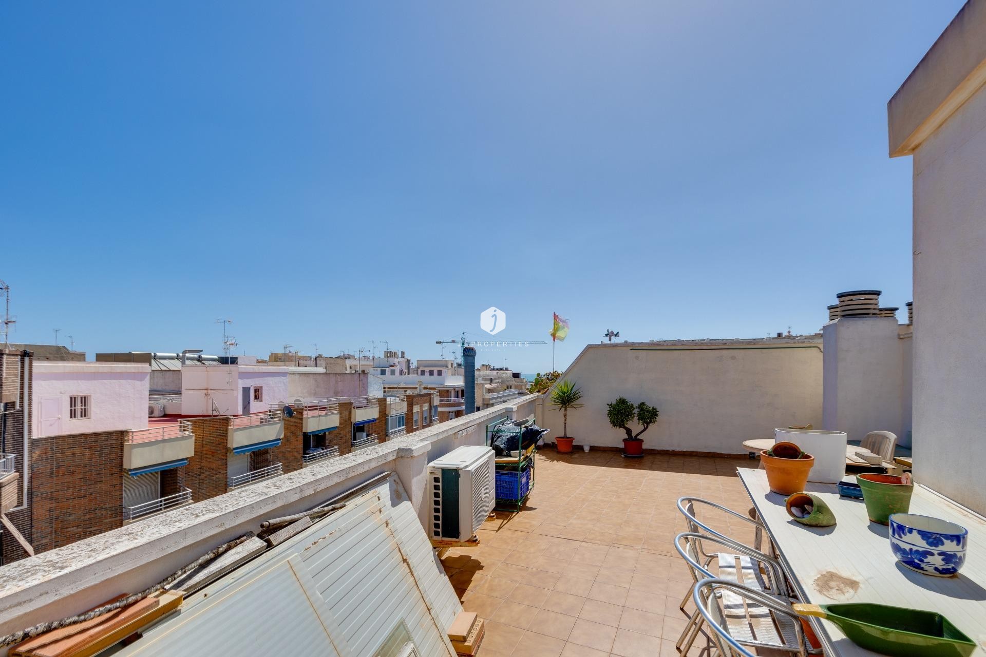 Aus zweiter Hand - Penthouse -
Torrevieja - Centro