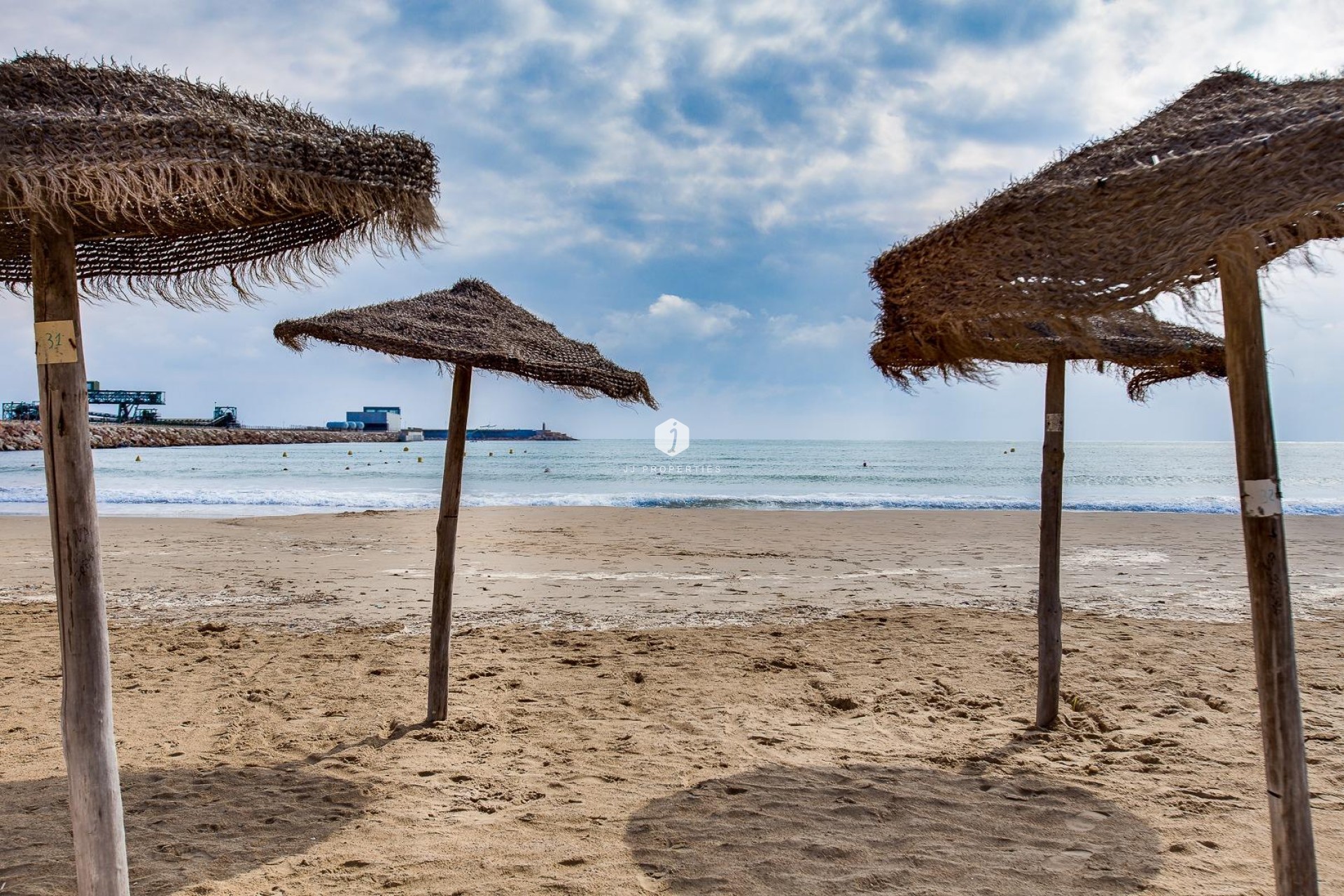 Aus zweiter Hand - Penthouse -
Torrevieja - Centro