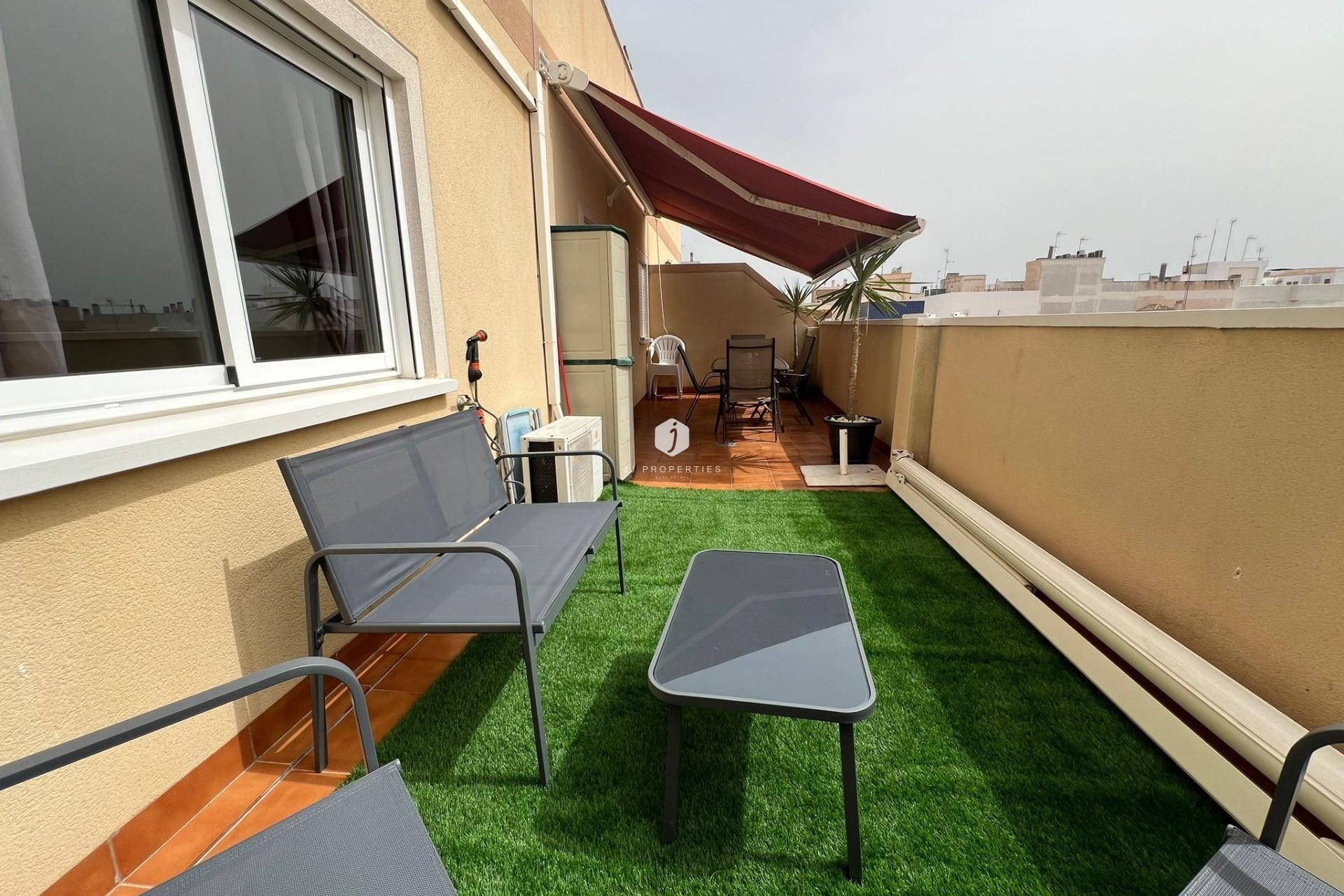 Aus zweiter Hand - Penthouse -
Torrevieja - Centro