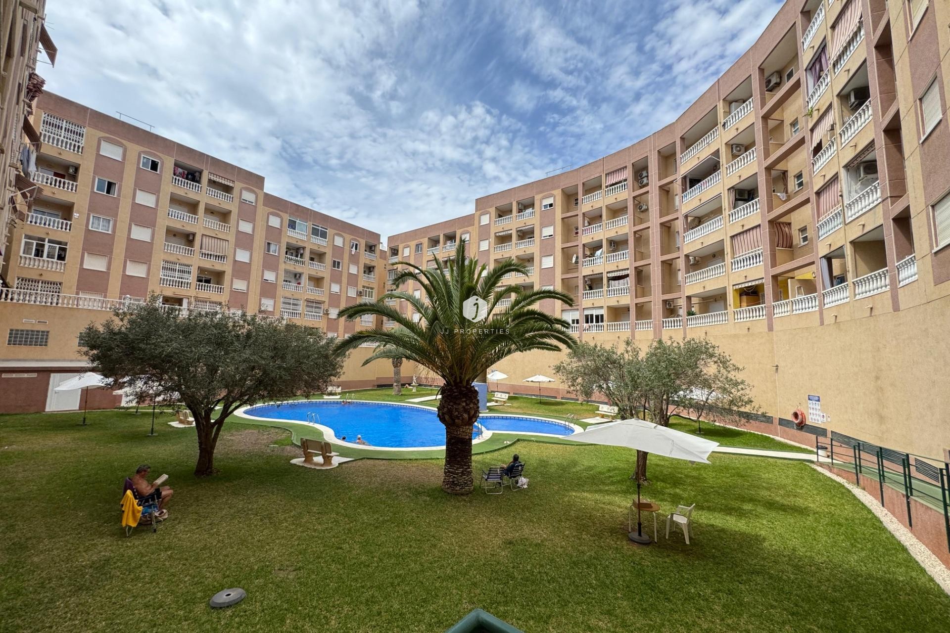 Aus zweiter Hand - Penthouse -
Torrevieja - Costa Blanca
