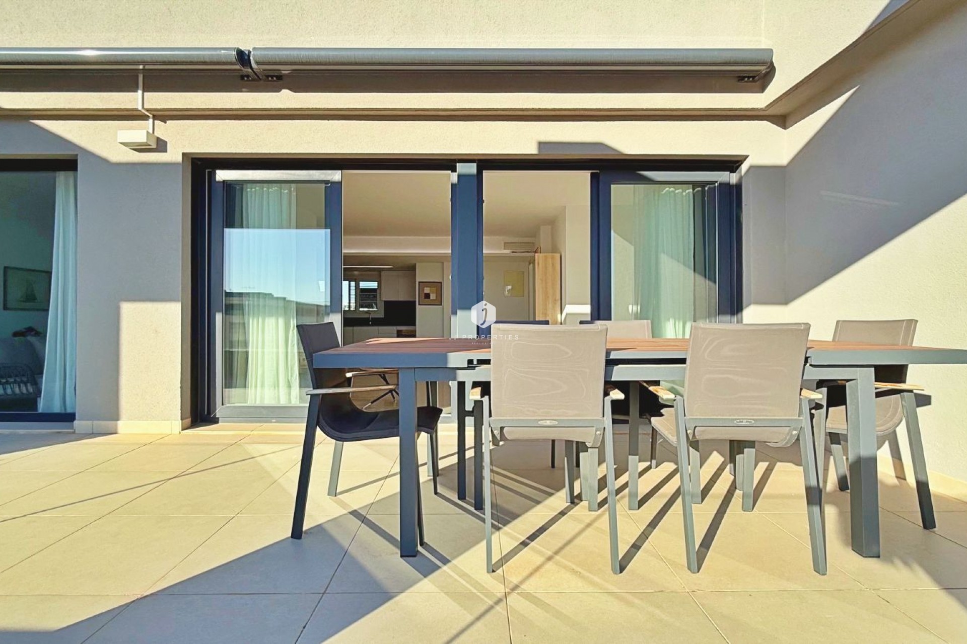 Aus zweiter Hand - Penthouse -
Torrevieja - Costa Blanca