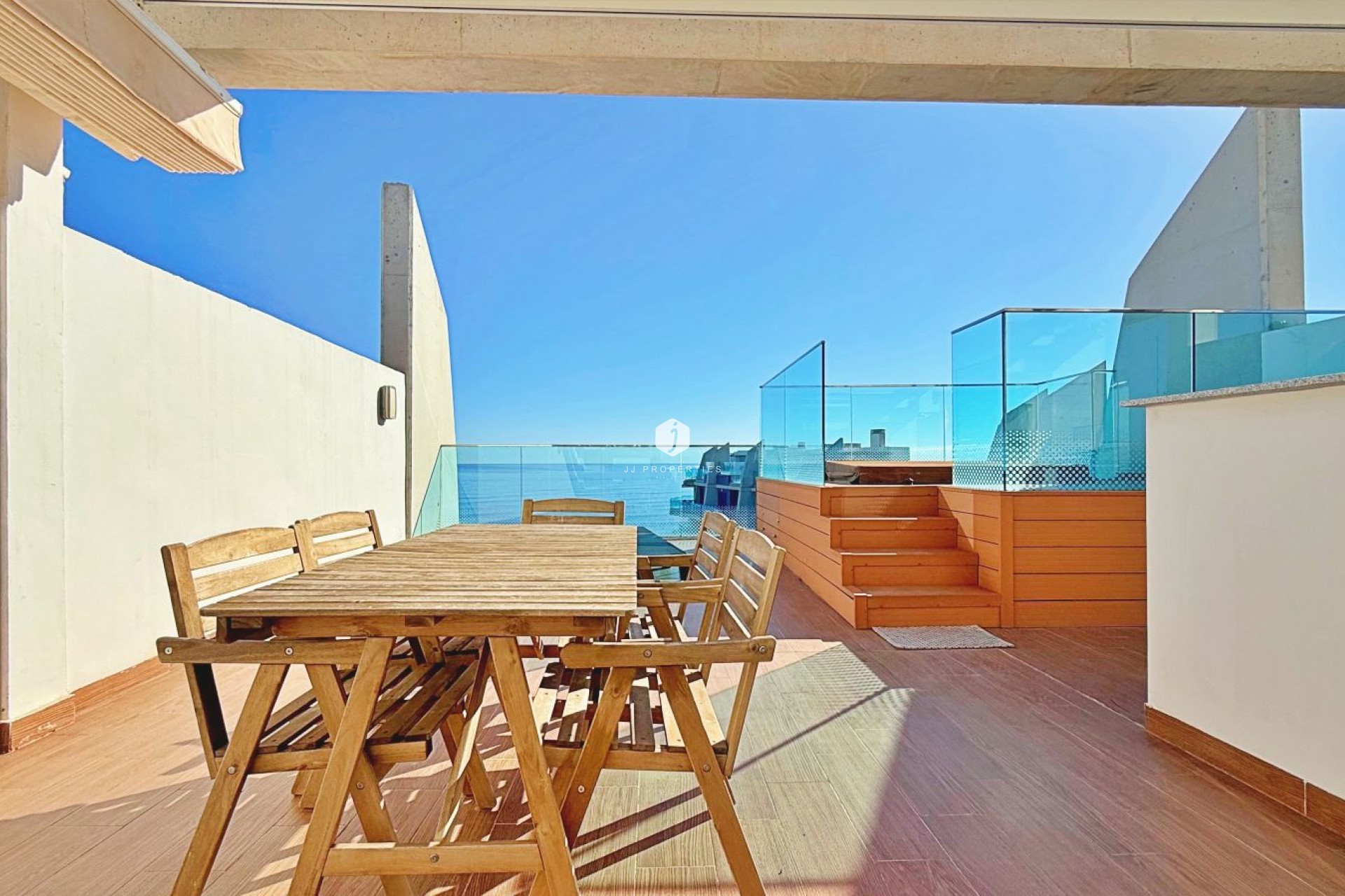 Aus zweiter Hand - Penthouse -
Torrevieja - Costa Blanca