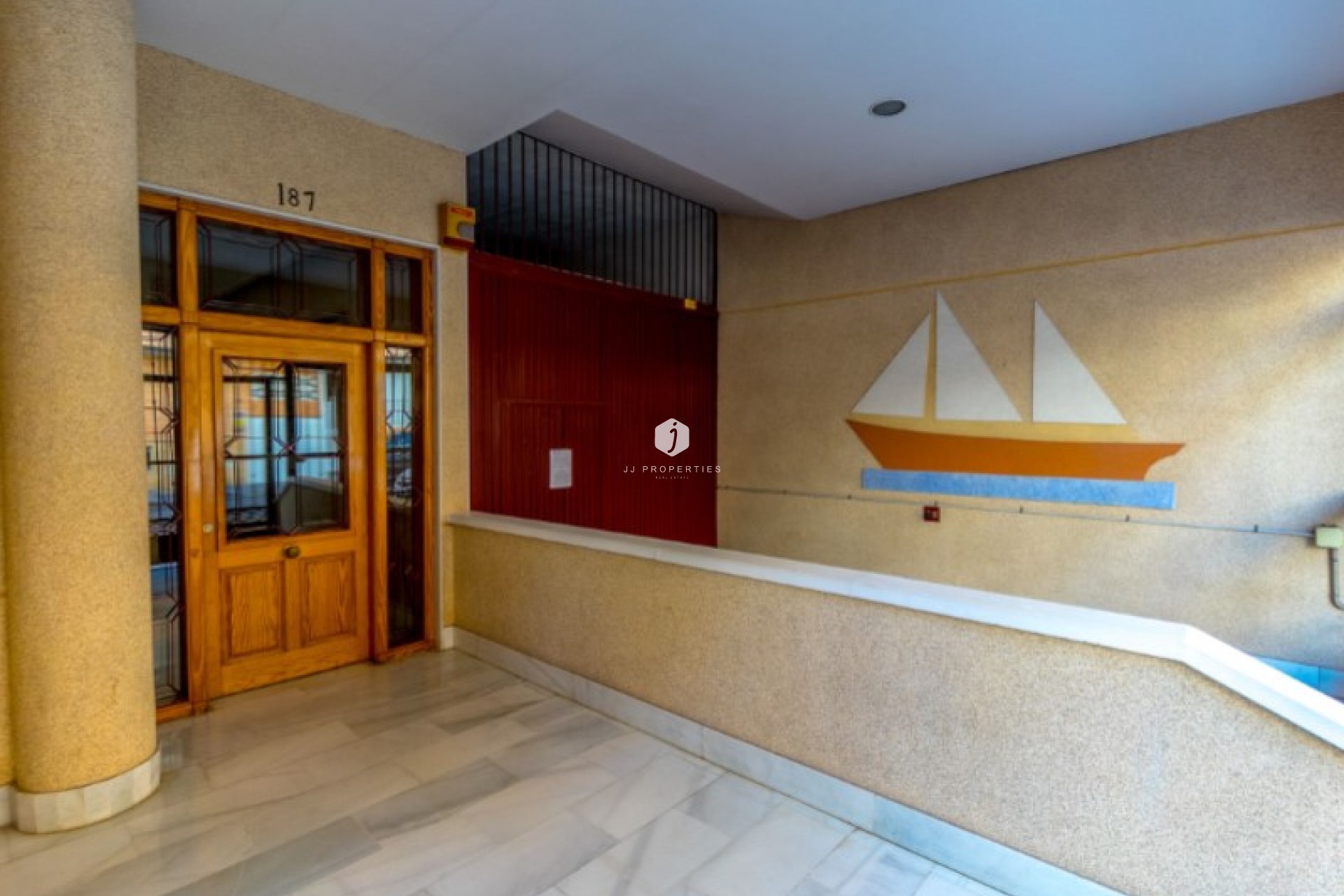 Aus zweiter Hand - Penthouse -
Torrevieja - Costa Blanca