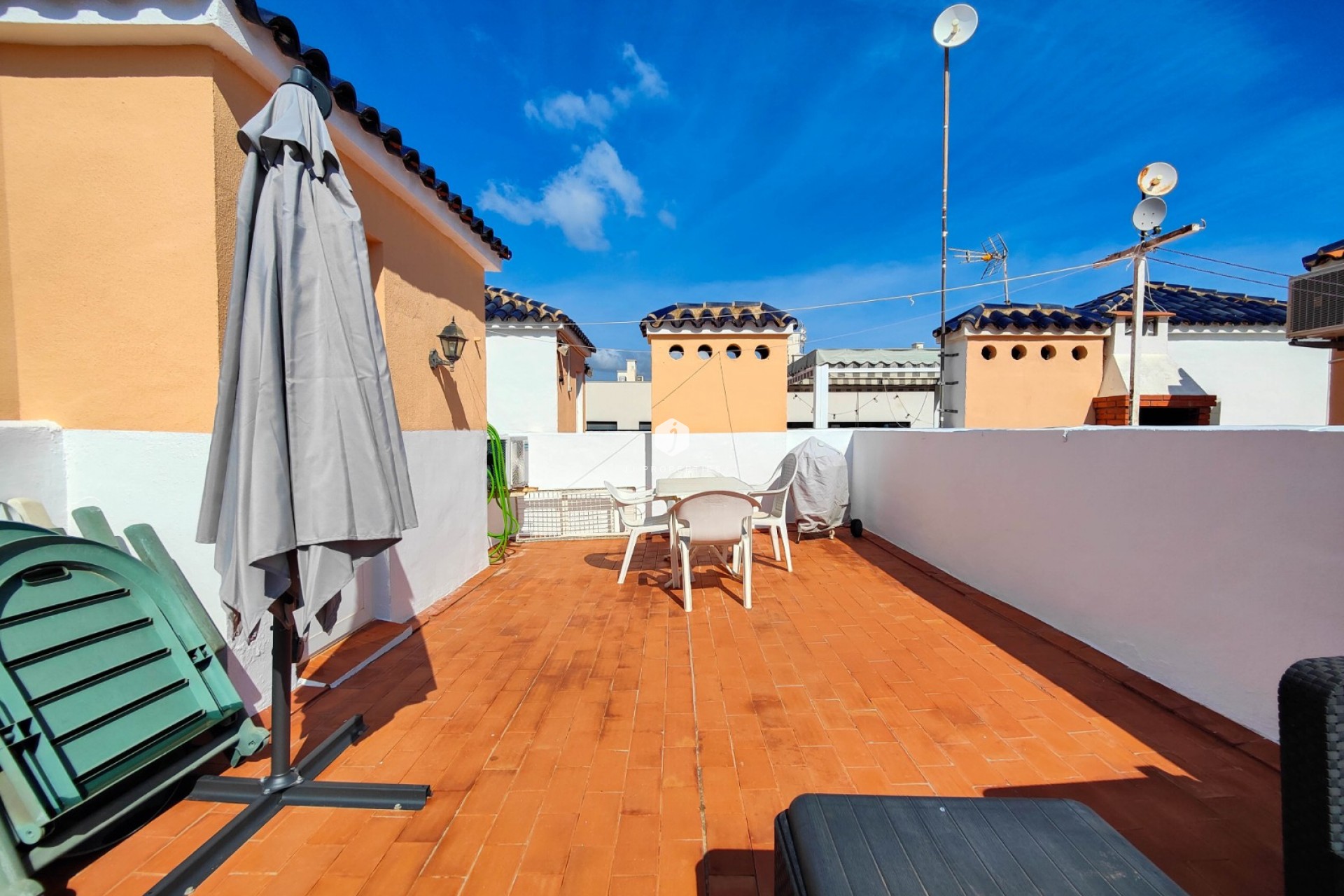 Aus zweiter Hand - Penthouse -
Torrevieja - Costa Blanca